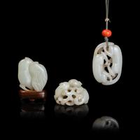 Three Chinese White and Pale Celadon Jade Pendants, 19th-Early 20th Century 晚清-民國 白玉及青白玉把件三枚