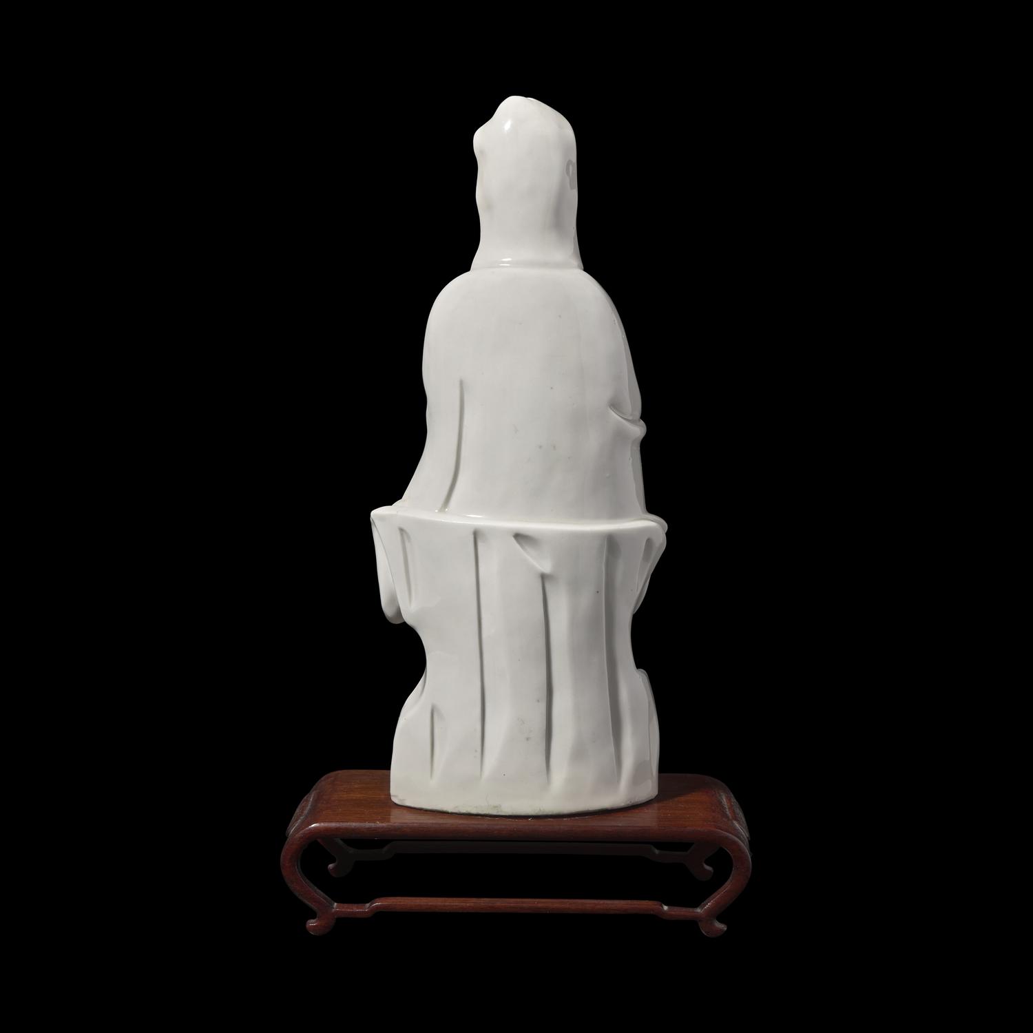A Chinese Blanc de Chine Porcelain Figure of Guanyin, Late Qing-Republic Period 清末-民国 德化白瓷观音