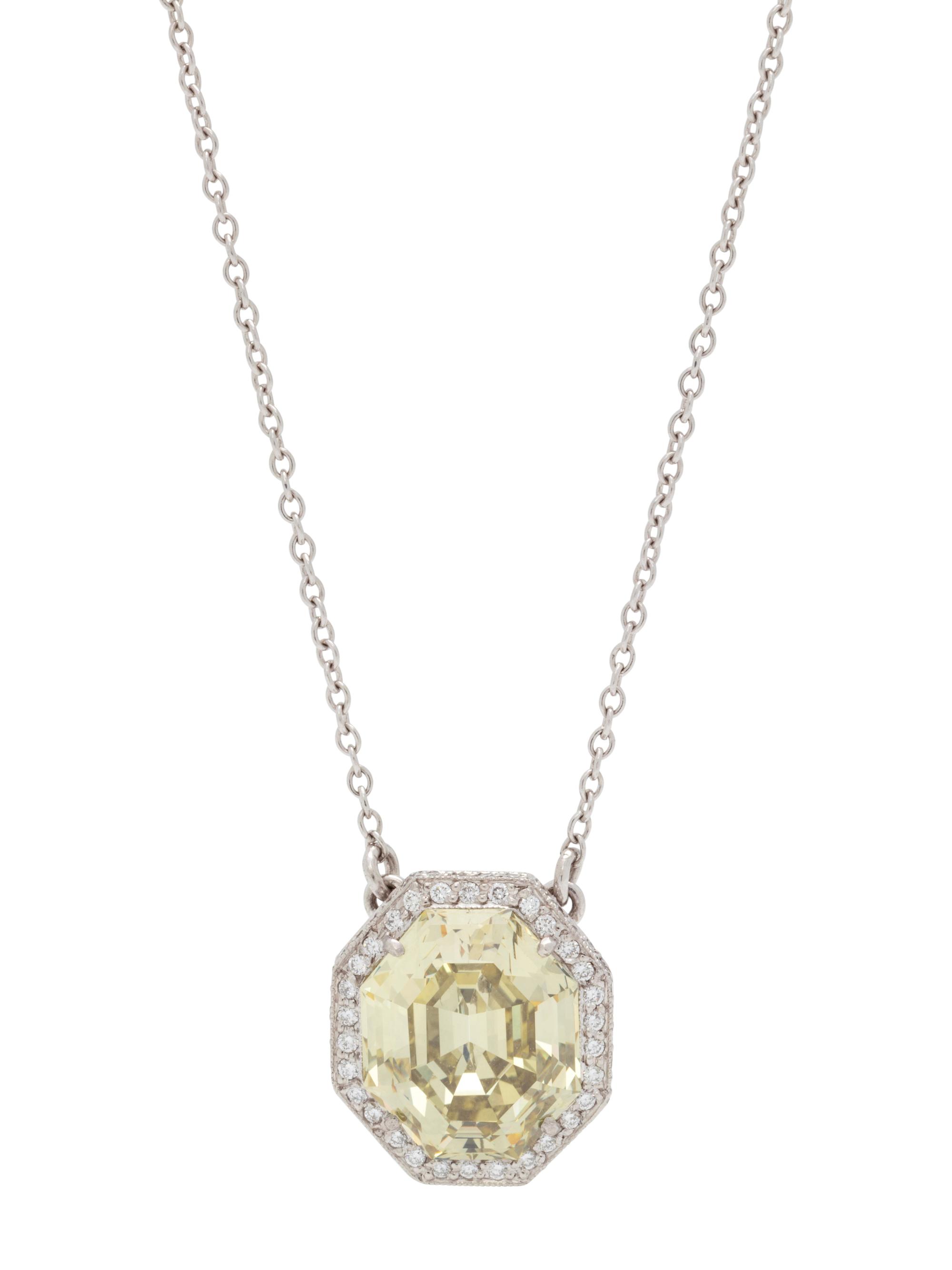 FANCY BROWNISH GREENISH YELLOW DIAMOND AND DIAMOND NECKLACE