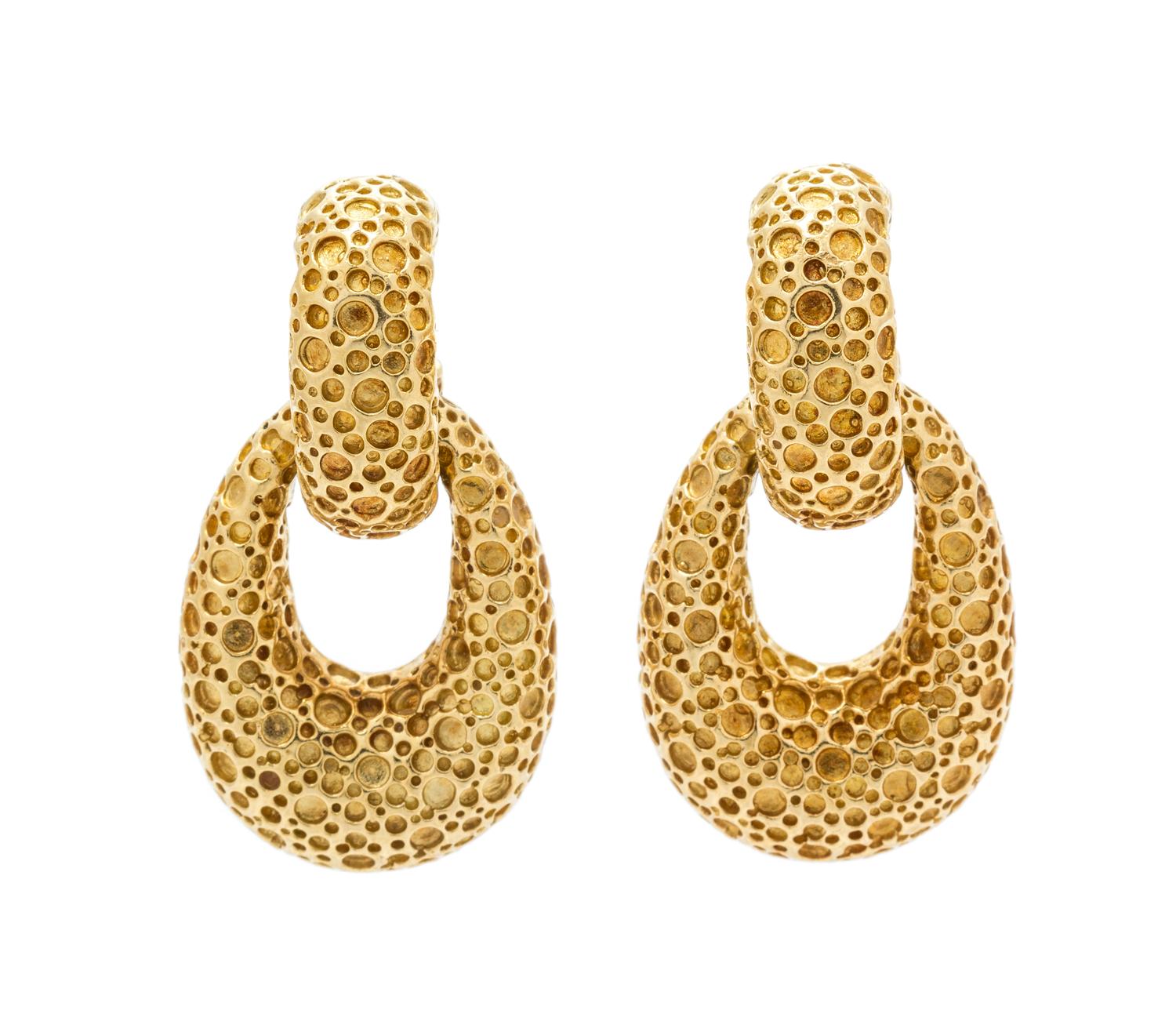 A Pair of 18 Karat Yellow Gold Earclips, 31.30 dwts.