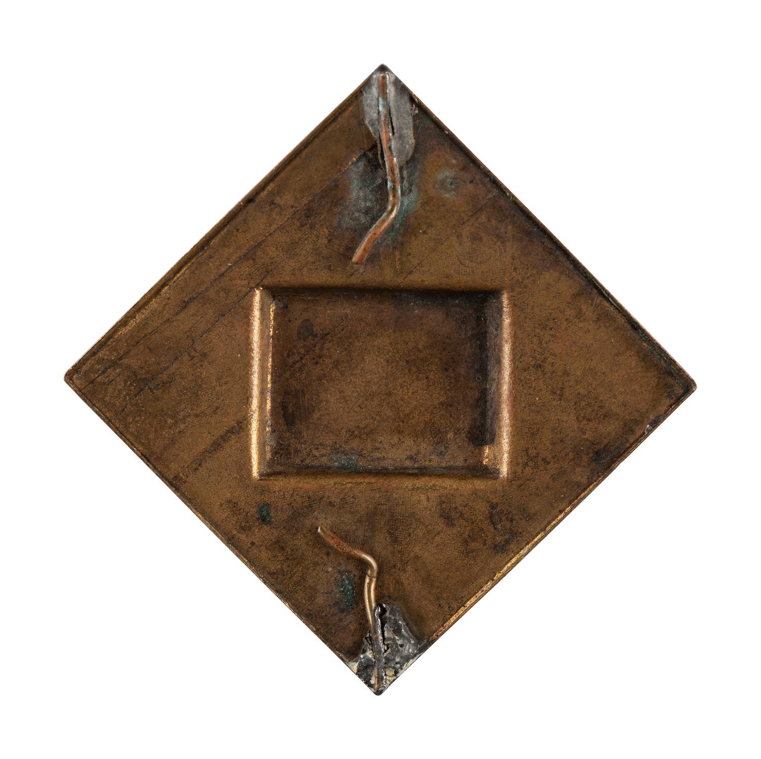 [CIVIL WAR]. Enameled XV Corps - 2nd Division badge.