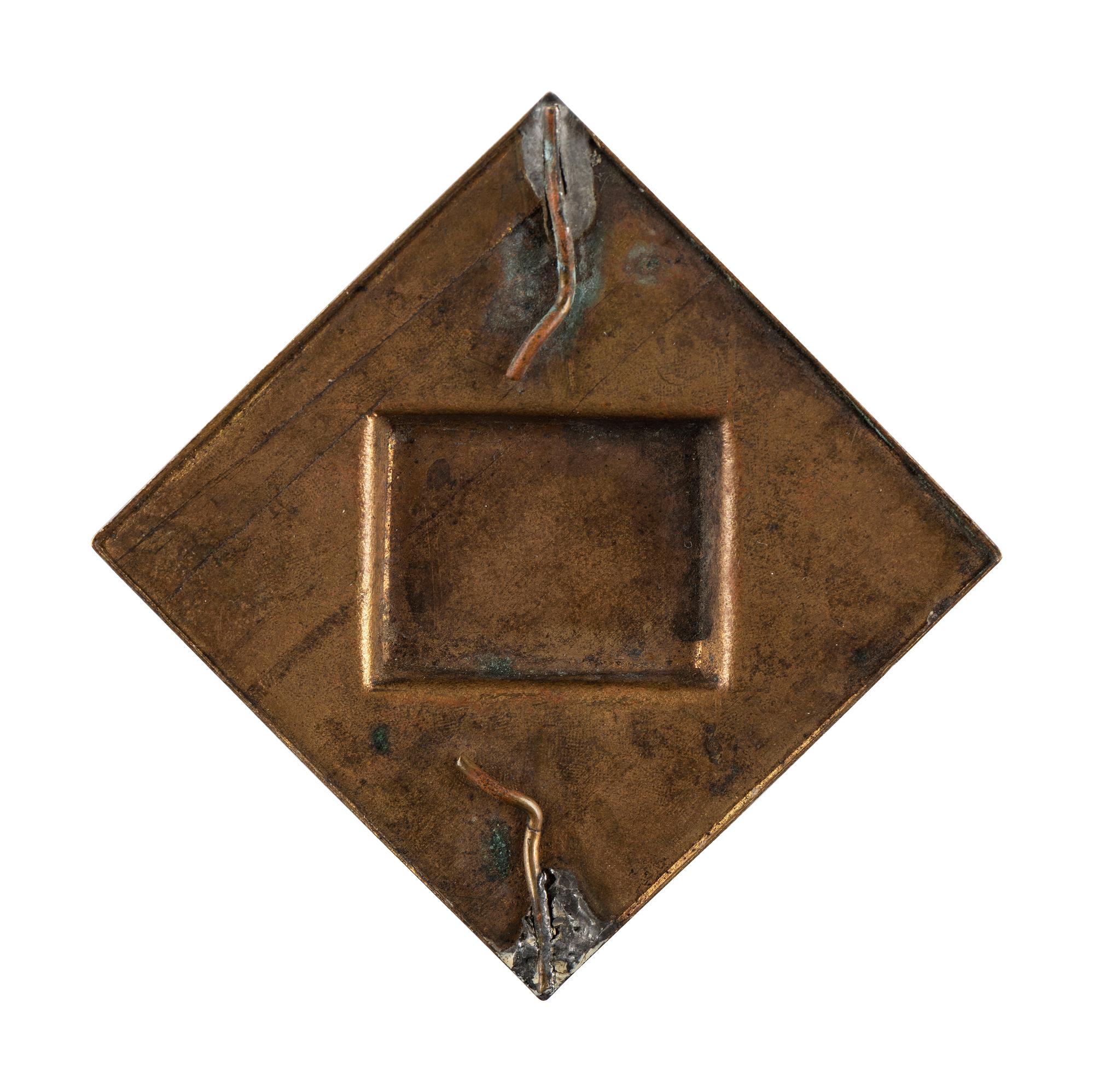 [CIVIL WAR]. Enameled XV Corps - 2nd Division badge.