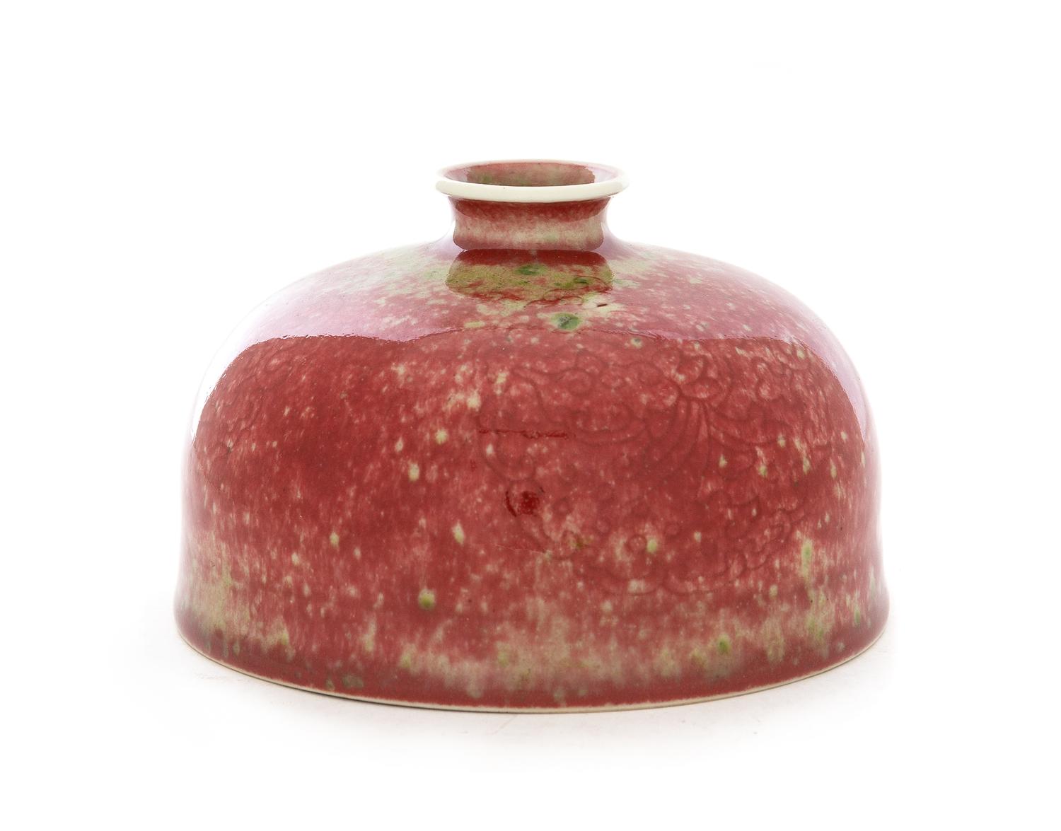 A Peachbloom Glazed Beehive-Form Porcelain Waterpot, Taibaizun Height 3 3/4 inches. — LATE 19TH CENTURY