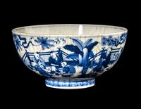 A Chinese Blue and White Porcelain 'Boys' Bowl