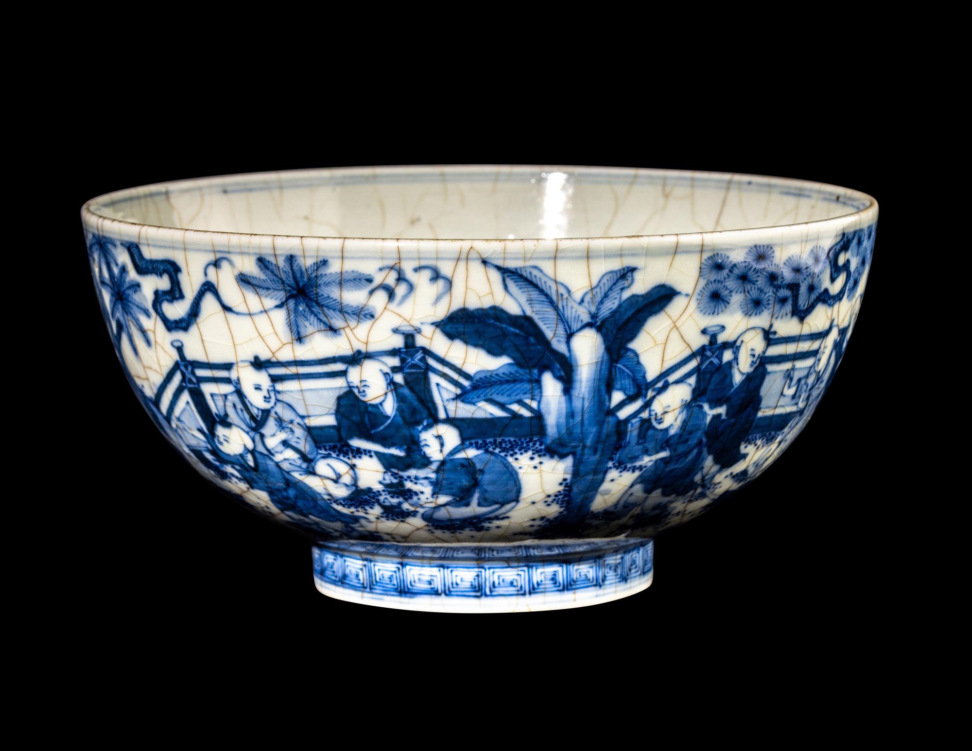 A Chinese Blue and White Porcelain 'Boys' Bowl