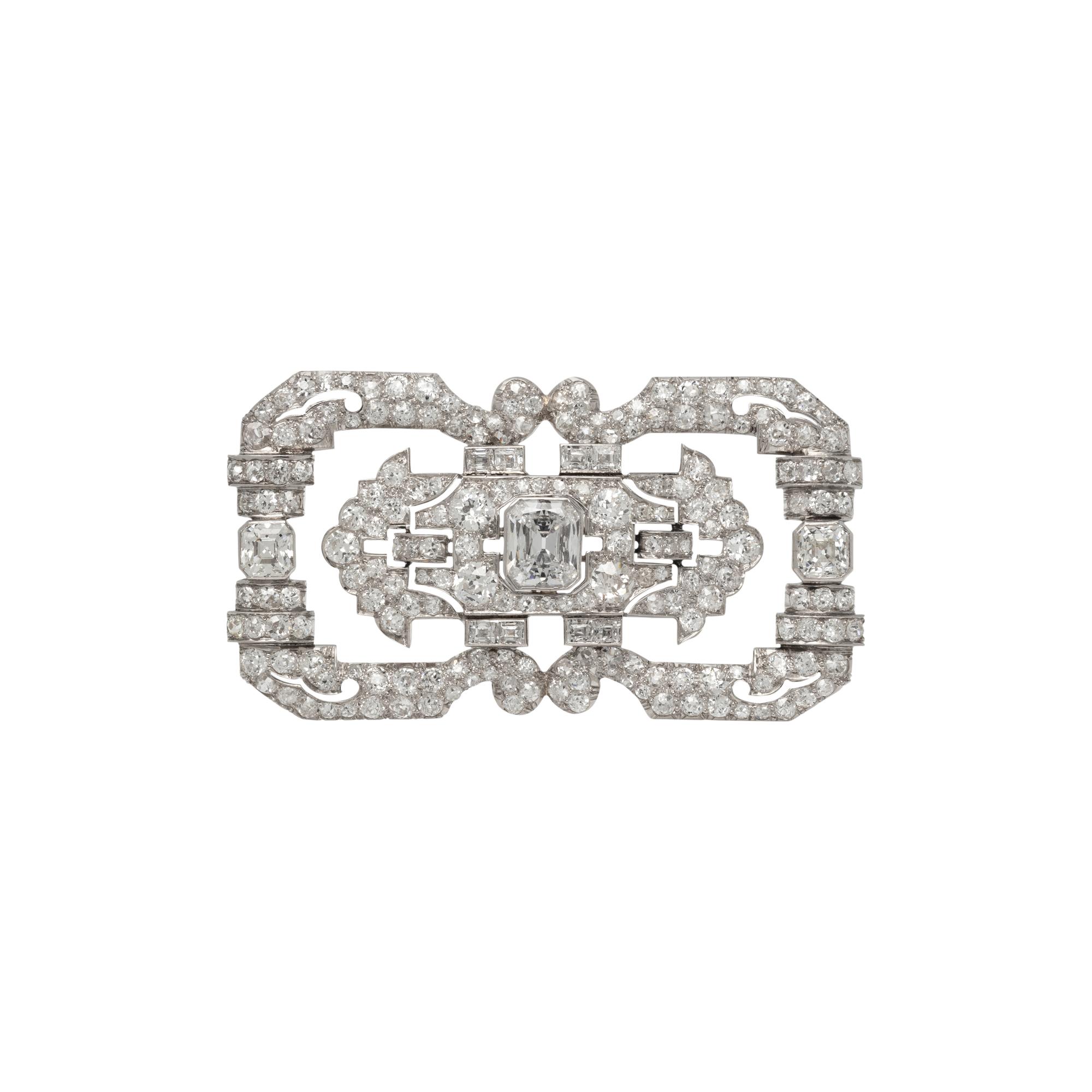 ART DECO, DIAMOND BROOCH