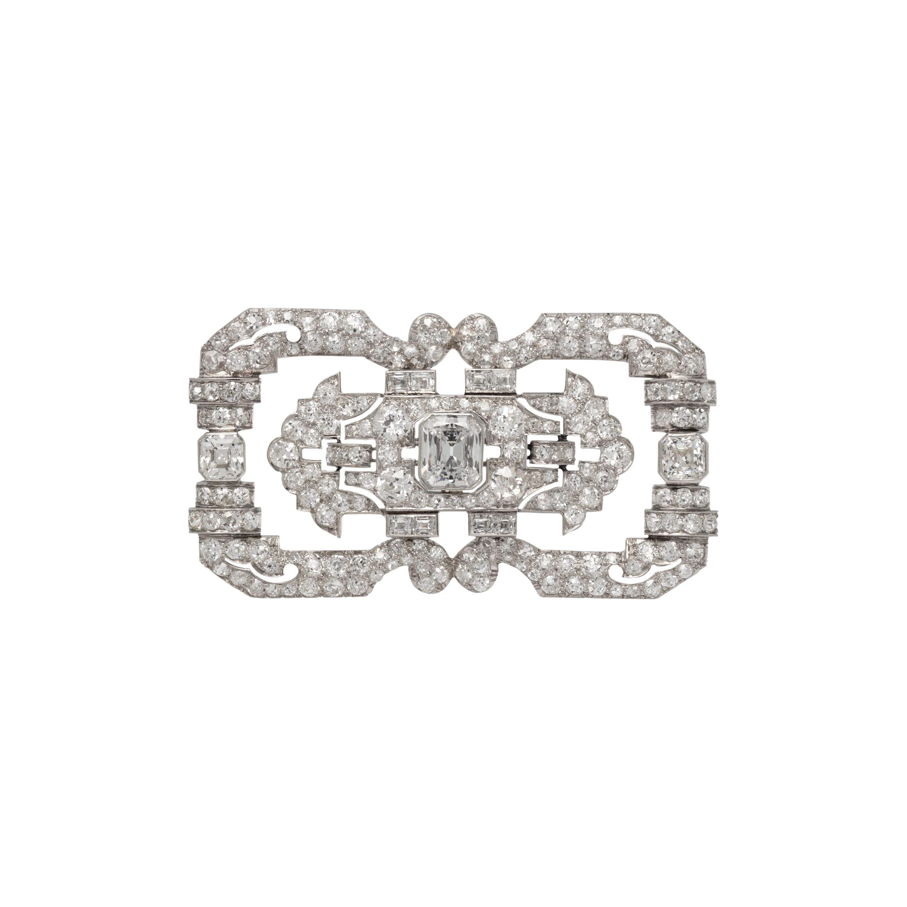ART DECO, DIAMOND BROOCH