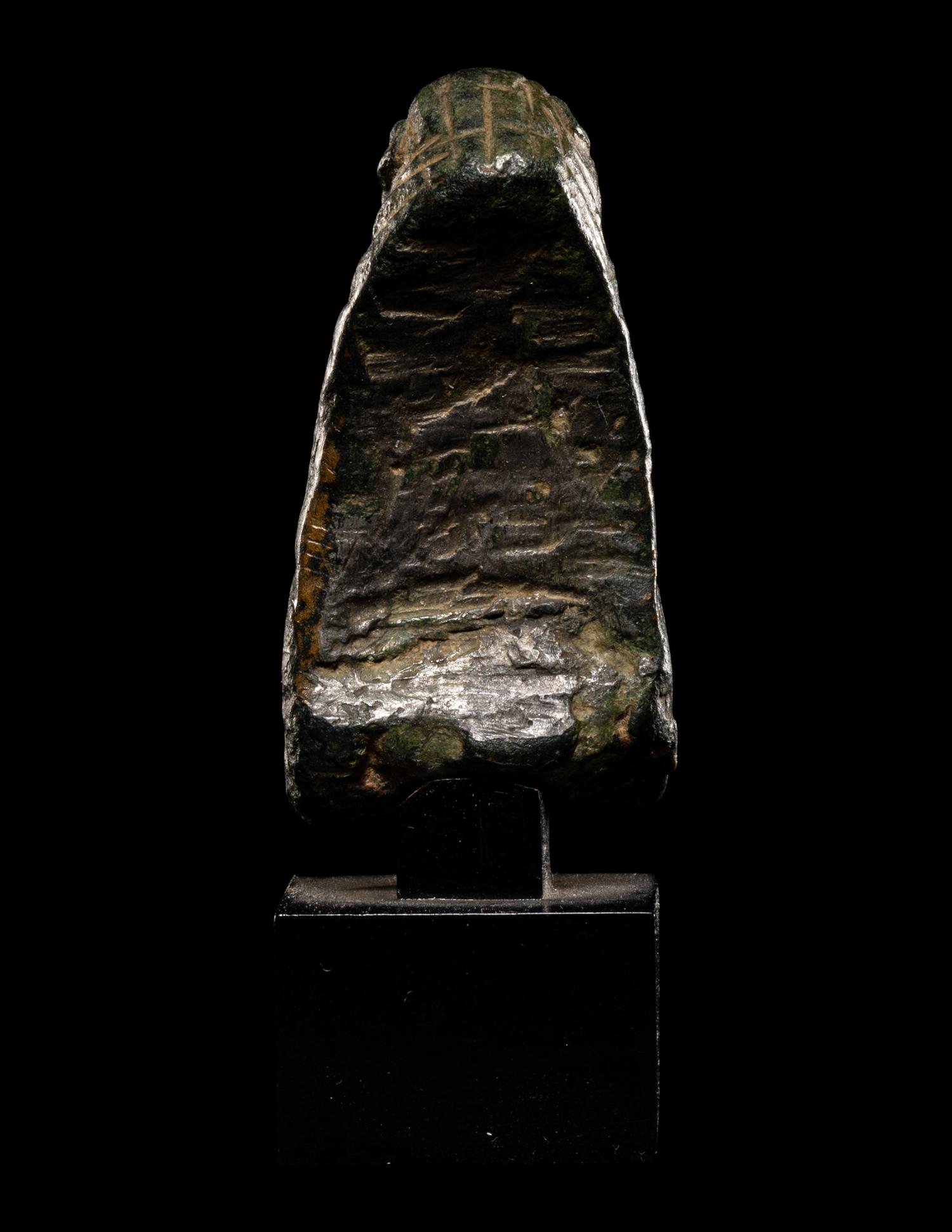 A Group of 7 Objects