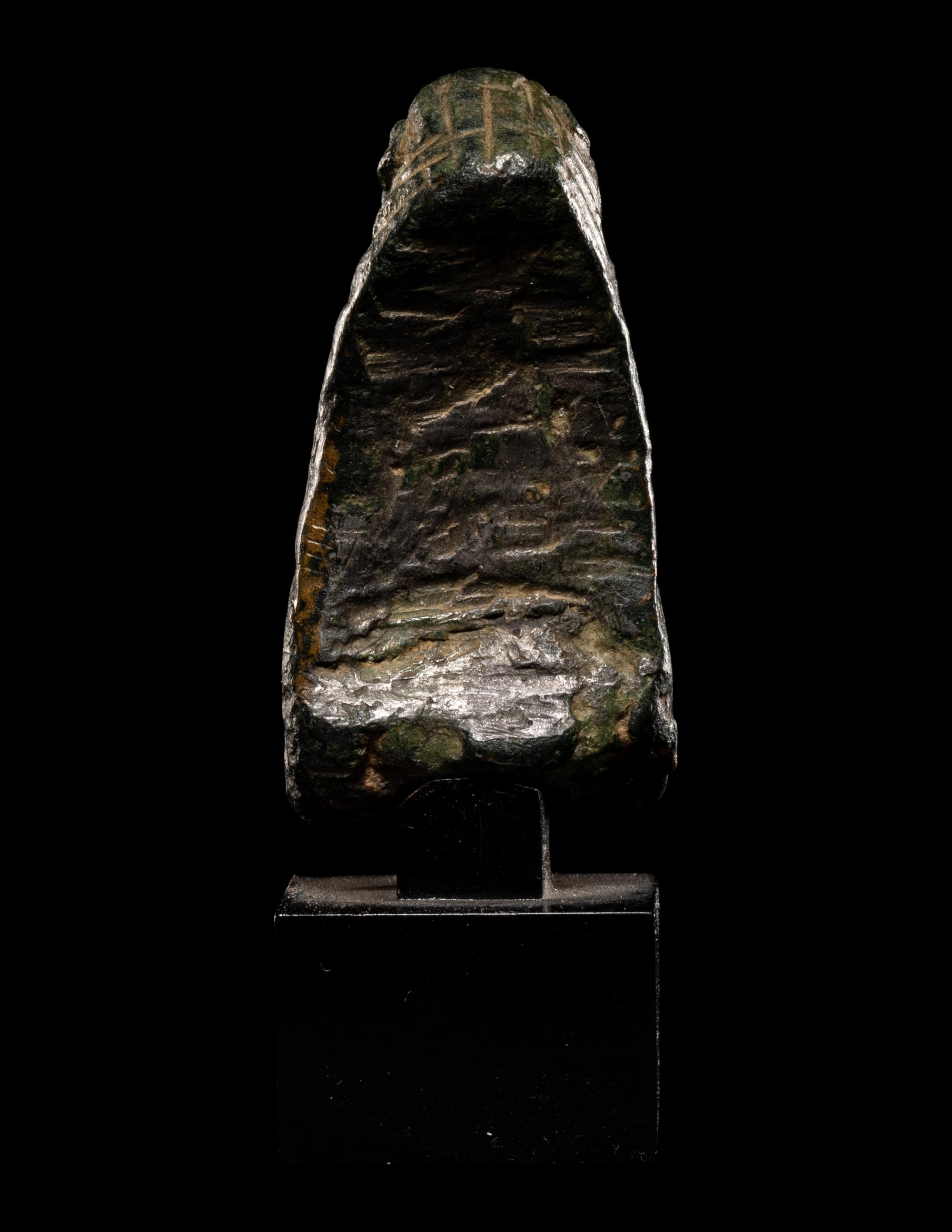 A Group of 7 Objects