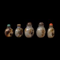 Five Chinese Silhouette Agate Snuff Bottles, 20th Century 近代 瑪瑙巧雕鼻烟壺五支