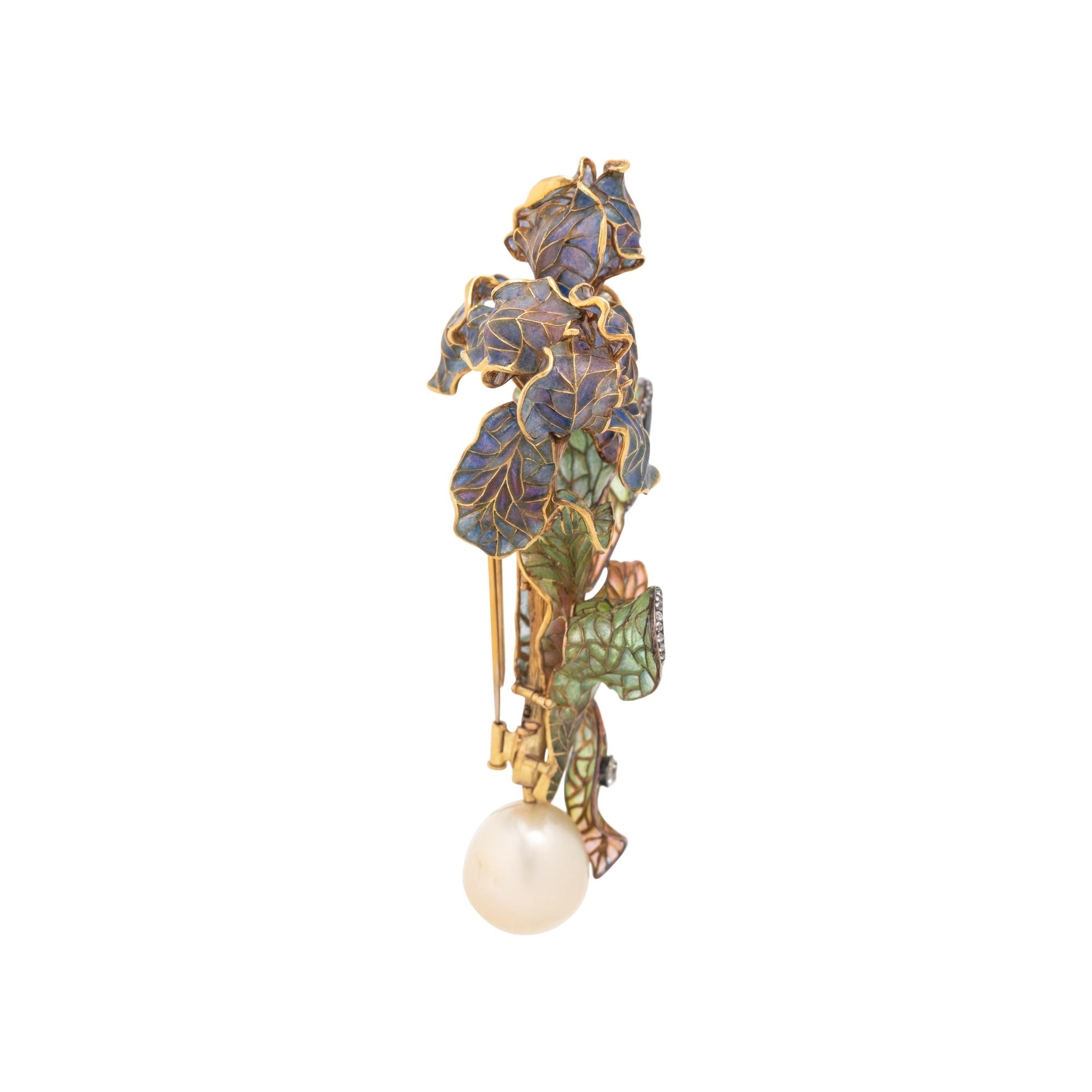 EVELYN CLOTHIER, AN ELEGANT PLIQUE-À-JOUR ENAMEL, DIAMOND AND CULTURED SOUTH SEA PEARL IRIS BROOCH