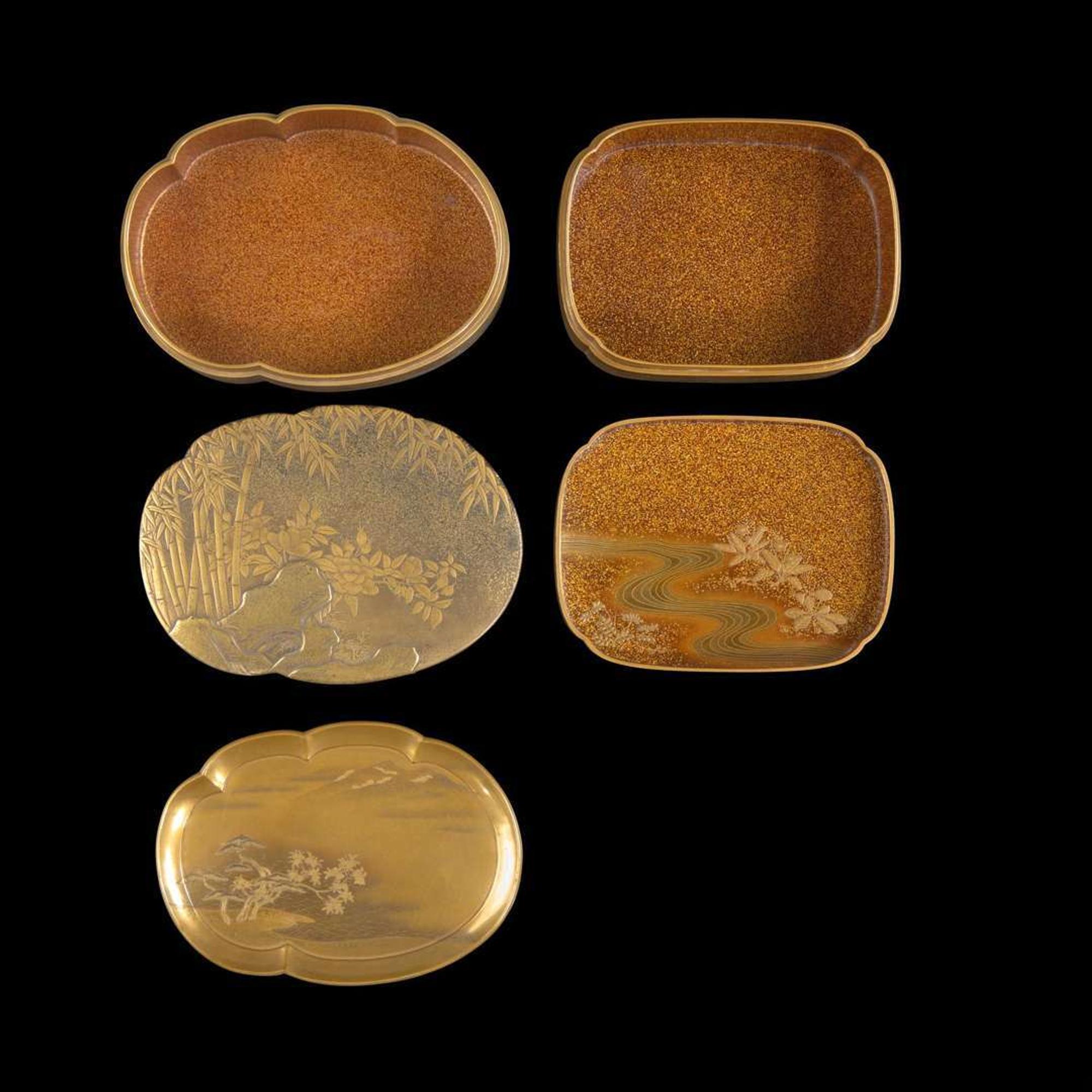 Three Japanese lacquer boxes with covers 日本漆器盖盒三件 Meiji to Taisho period ?????