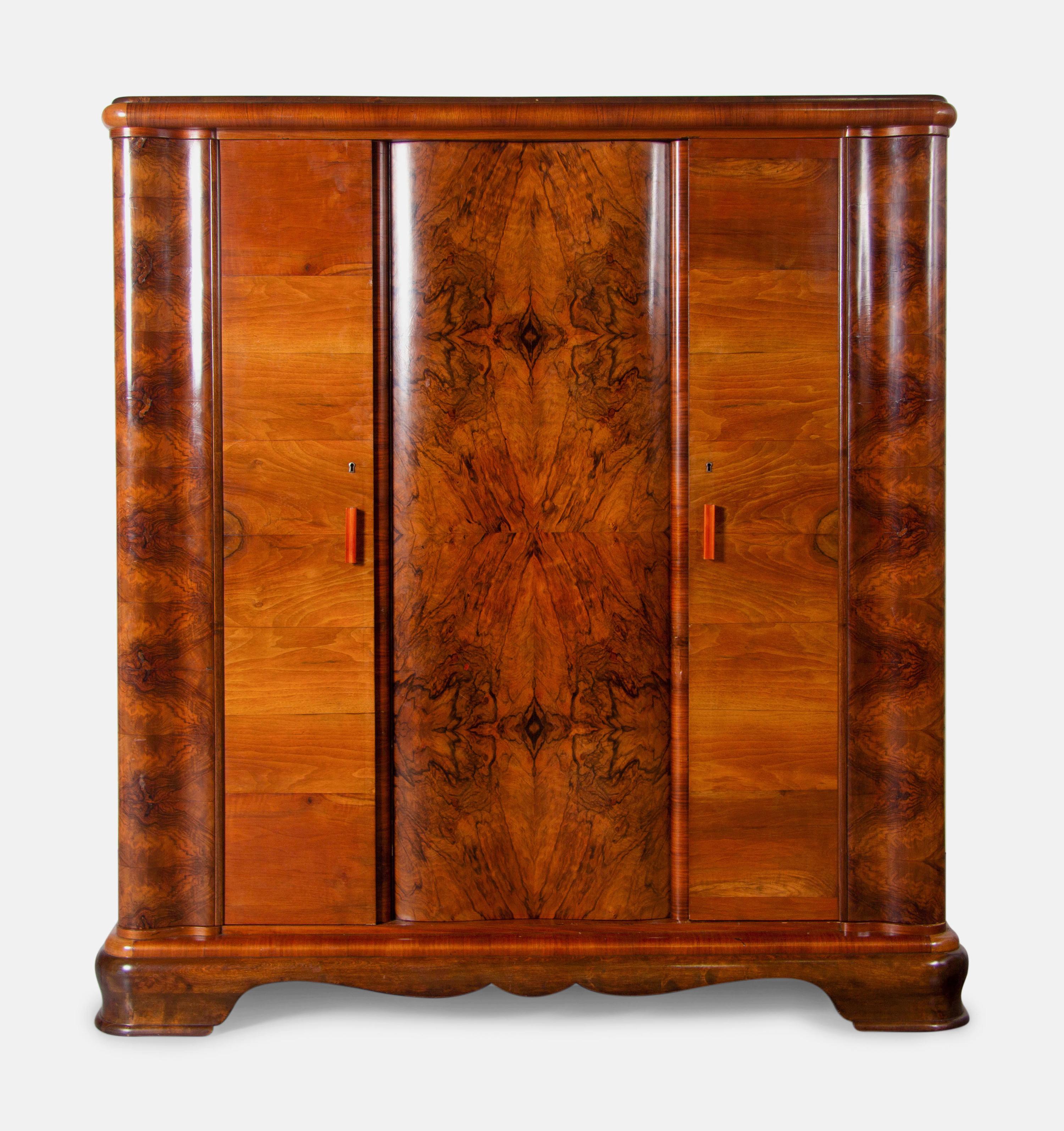 Armoire