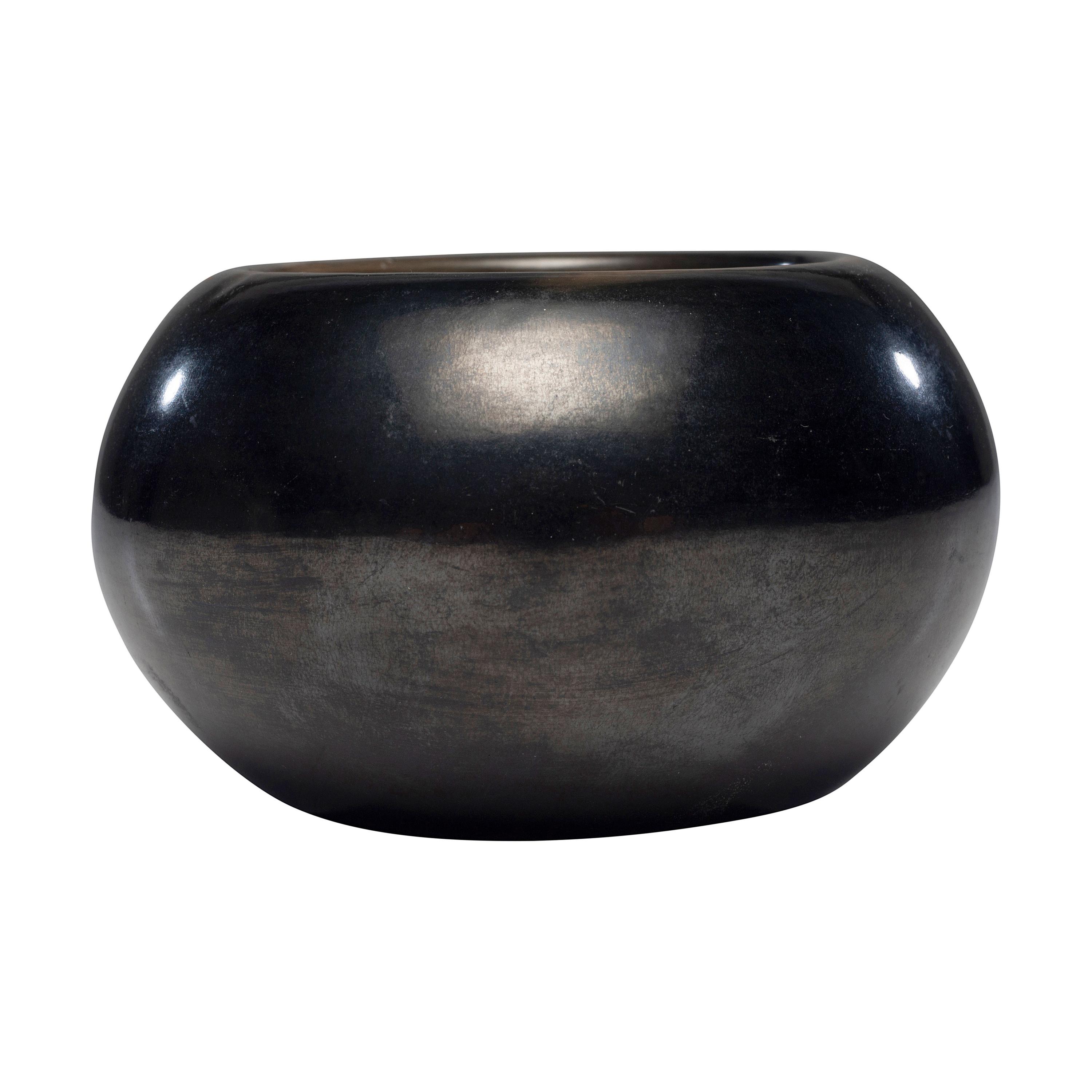 Small Blackware Pottery Bowl, with Gun Metal Finish