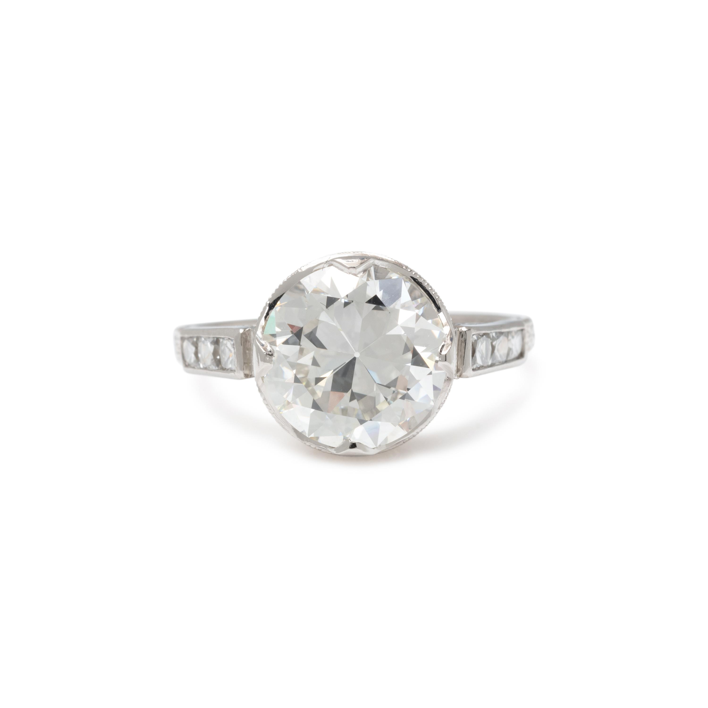 ANTIQUE, DIAMOND RING