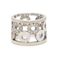 WHITE GOLD AND DIAMOND RING