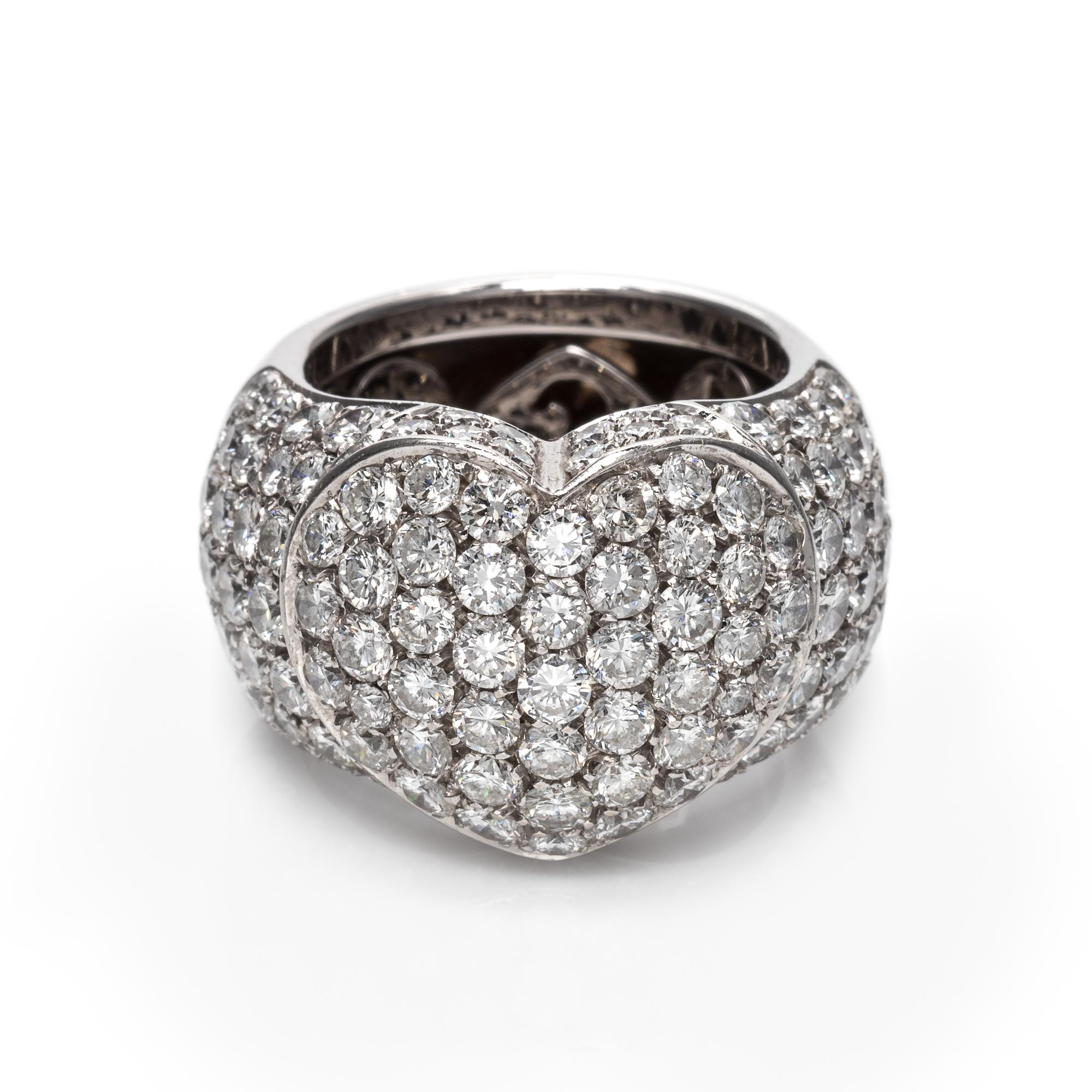 An 18 Karat White Gold and Diamond 'Heart' Ring, Gioielmoda,