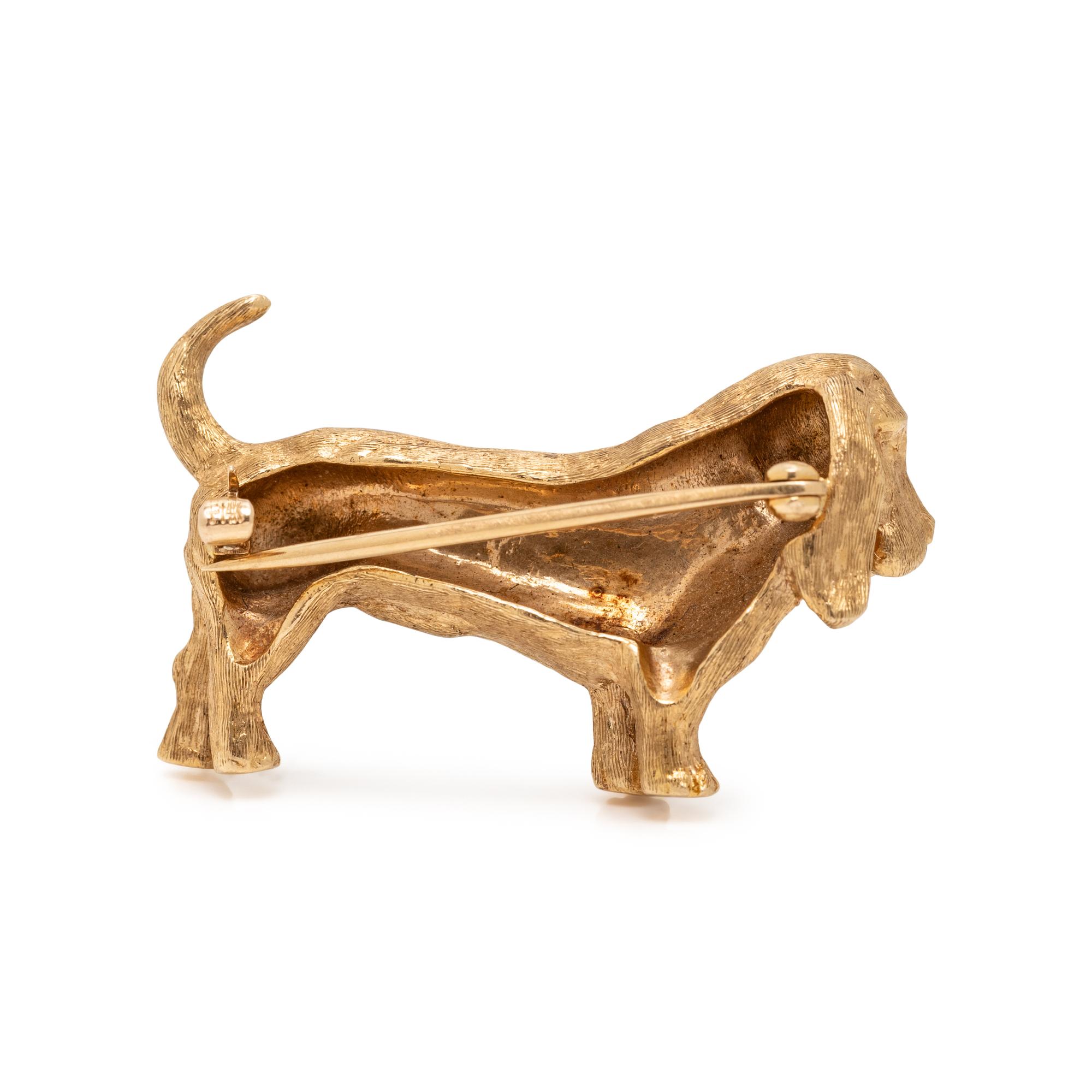 YELLOW GOLD BASSET HOUND BROOCH