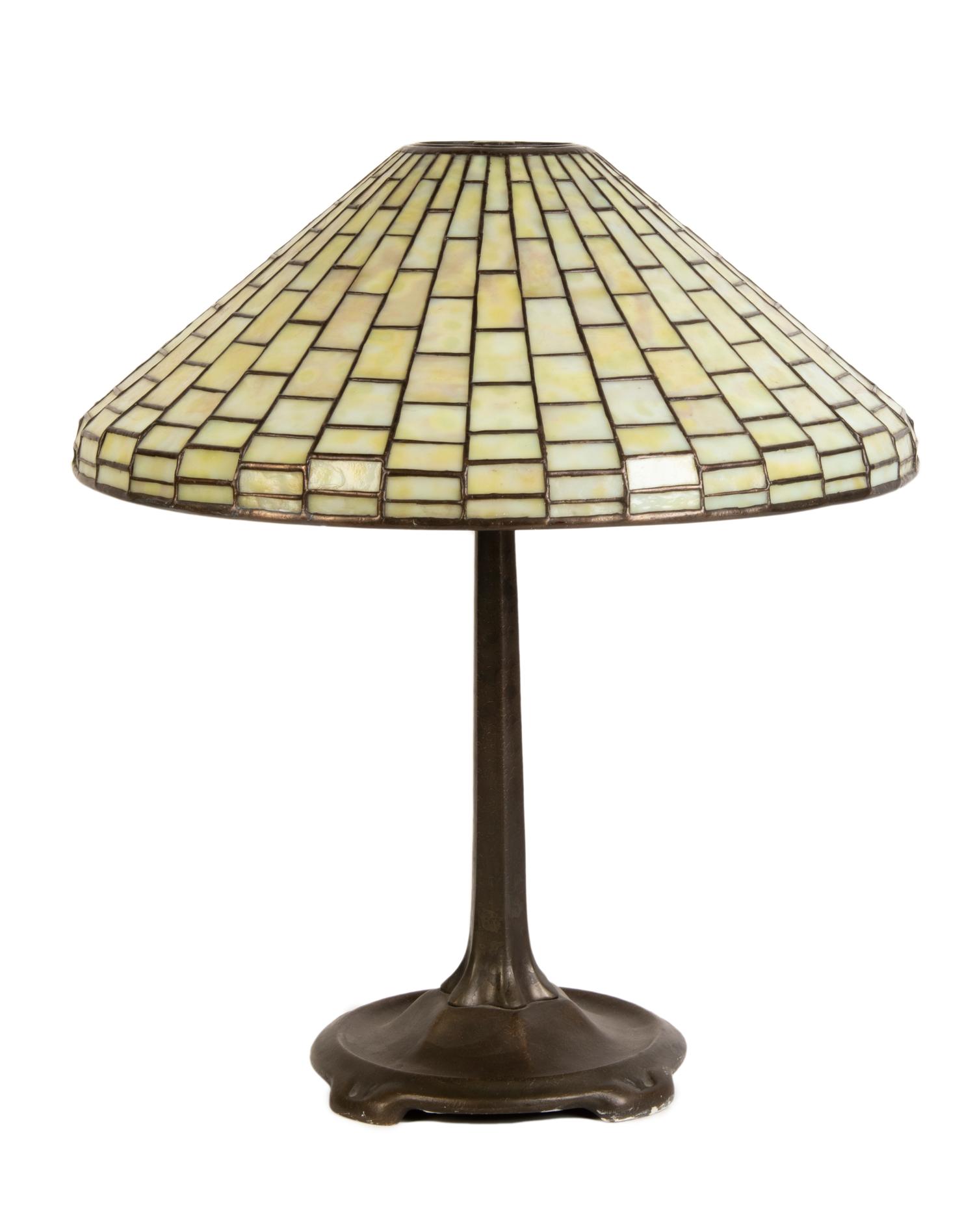 Geometric Table Lamp