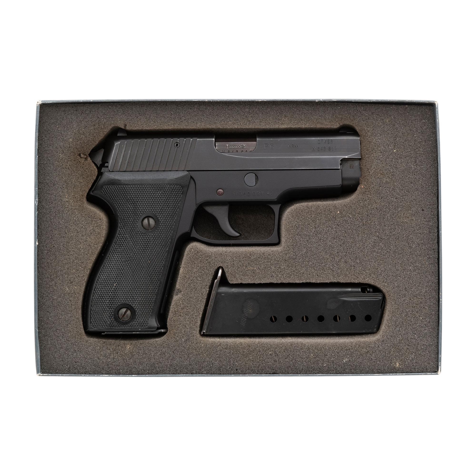 *Sig Sauer P6 in Box