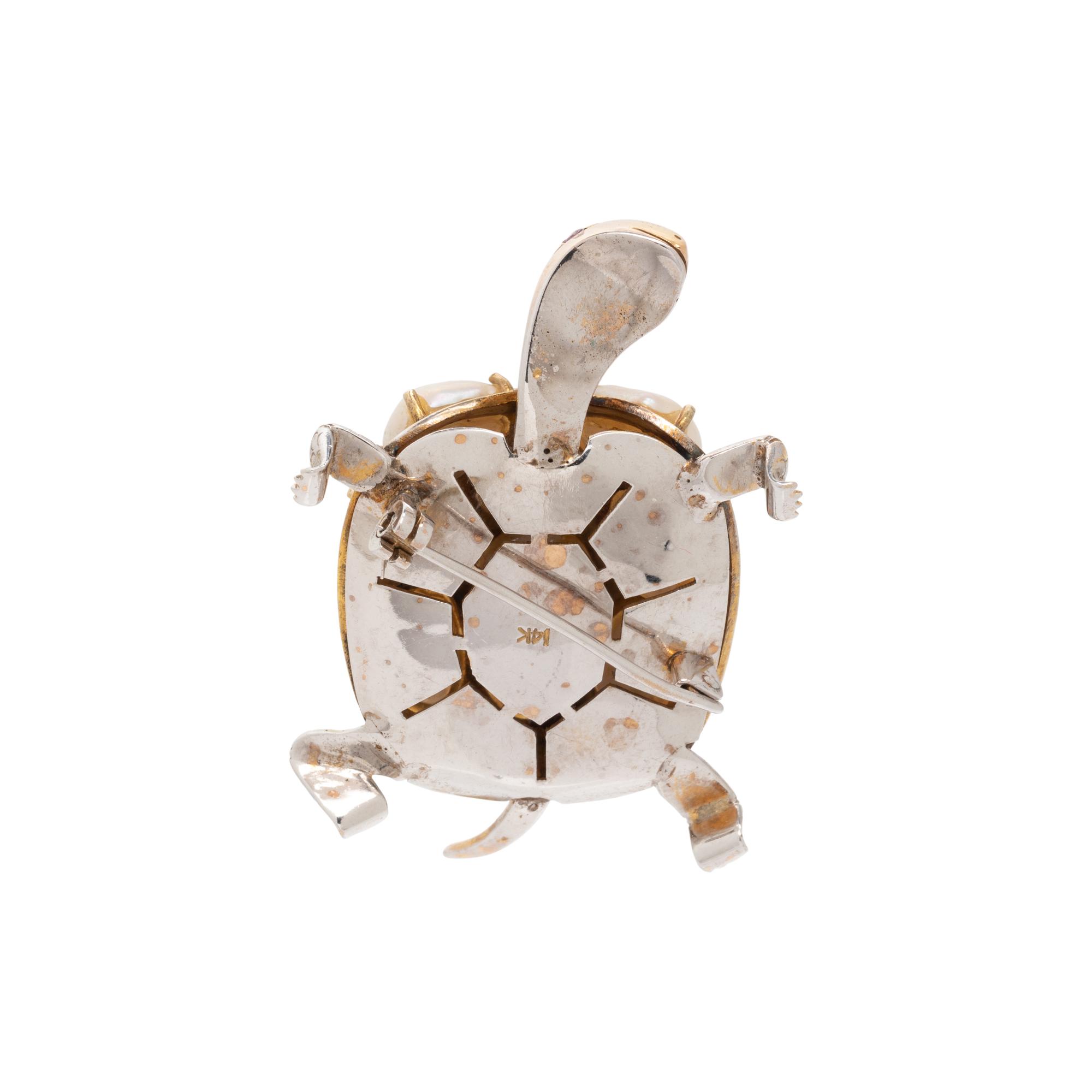 CULTURED BAROQUE PEARL TURTLE BROOCH
