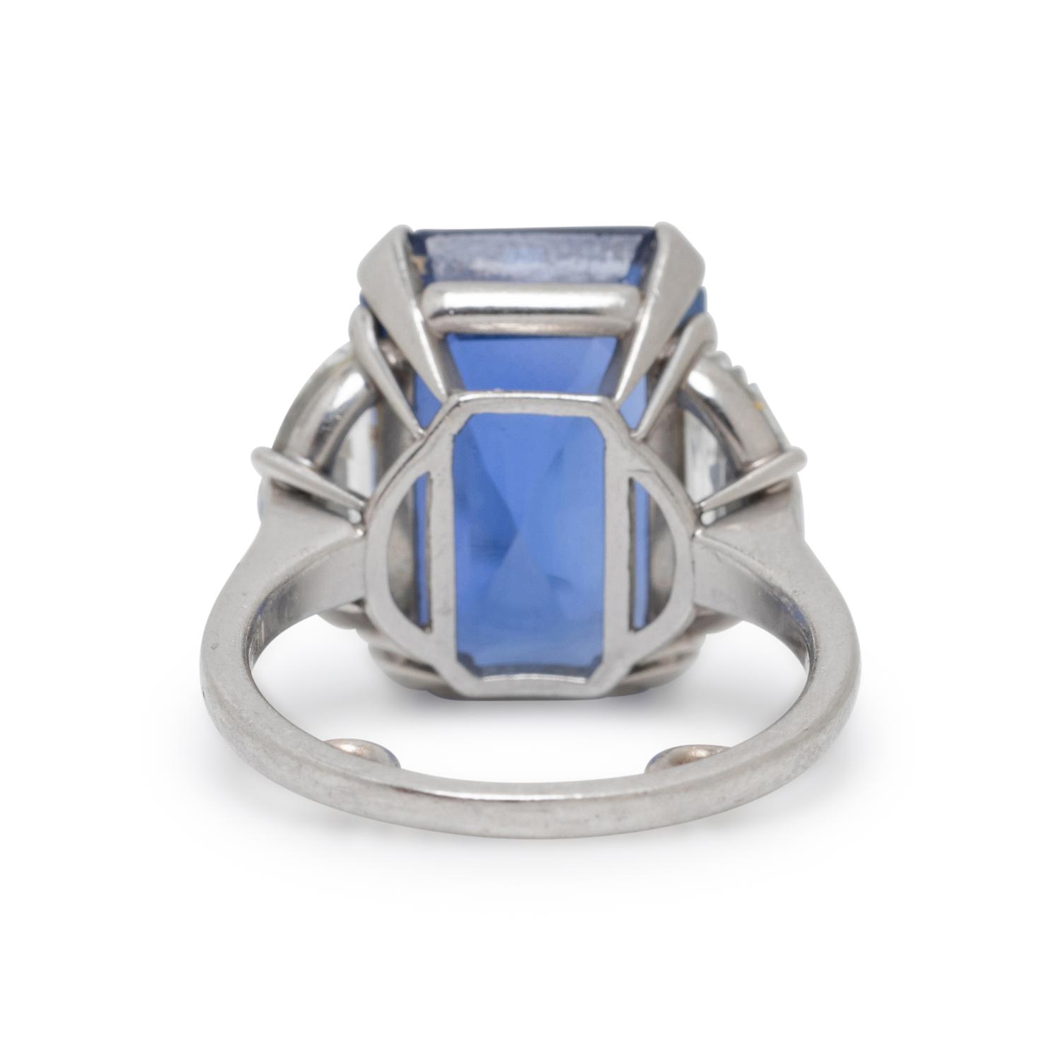 CEYLON SAPPHIRE AND DIAMOND RING