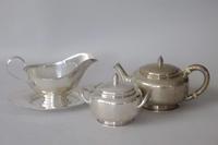 Sterling silver teapot and twin-handled covered sugar bowl gorham corporation, providence, ri, late 19th century