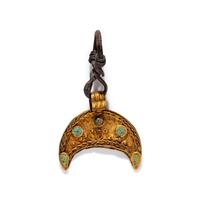 A Hellenistic Gold and Glass Crescent-Shaped Pendant