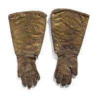 Plateau Beaded Hide Gauntlets