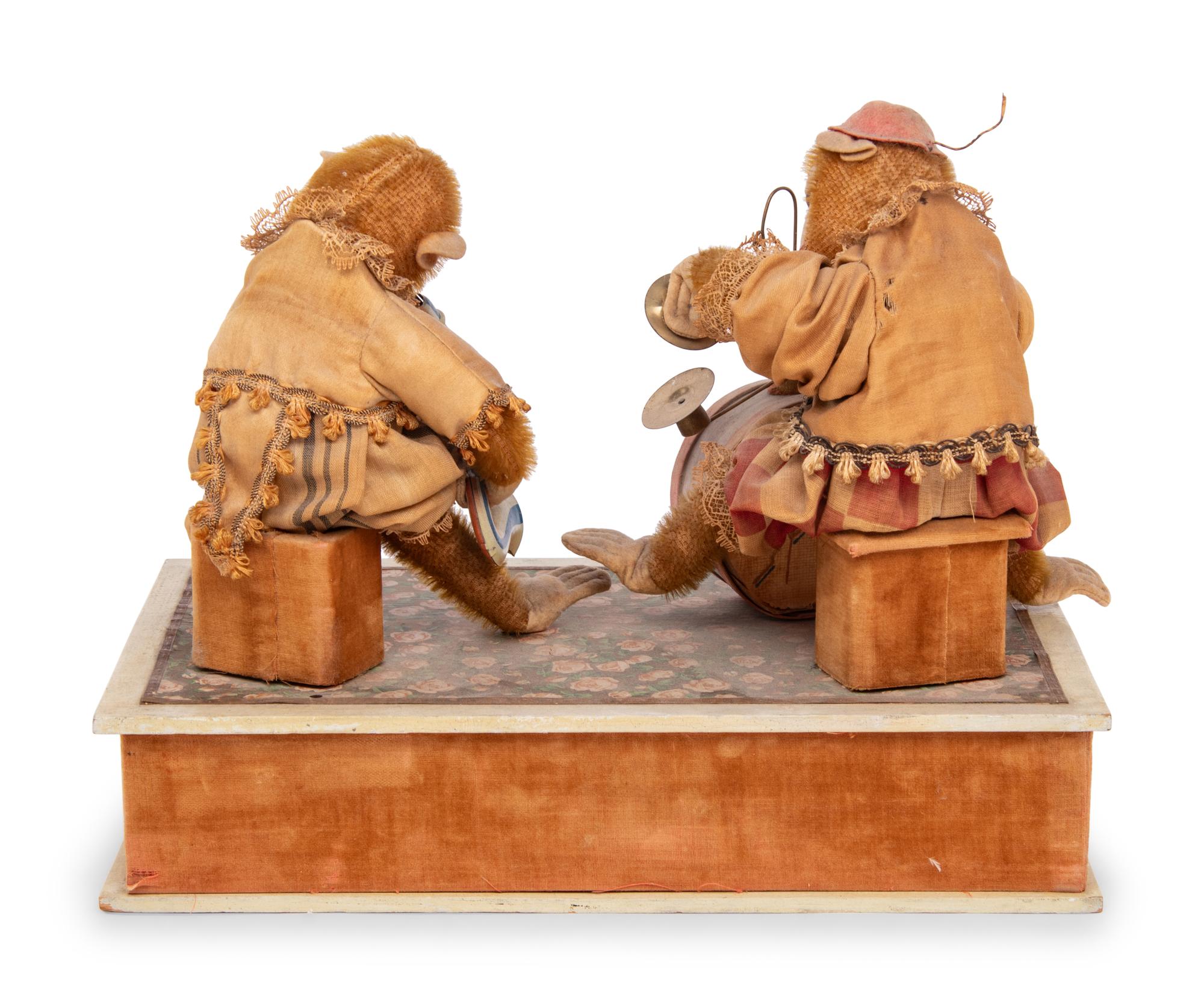 A Manivelle Musical Automaton of a Monkey Band