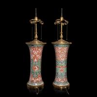 An Associated Pair of Chinese Famille Verte 'Flowers' Porcelain Gu Vases, 18th/19th Century — 清中期 五彩纏枝花卉紋觚一對