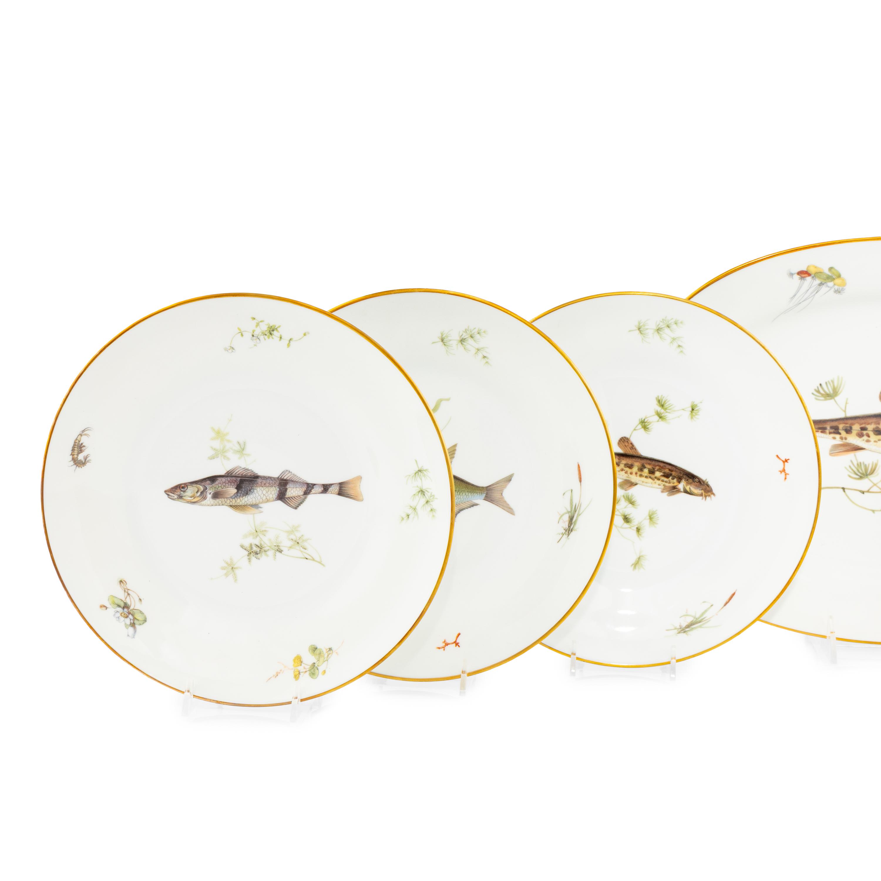 A Richard Ginori Porcelain Fish Service