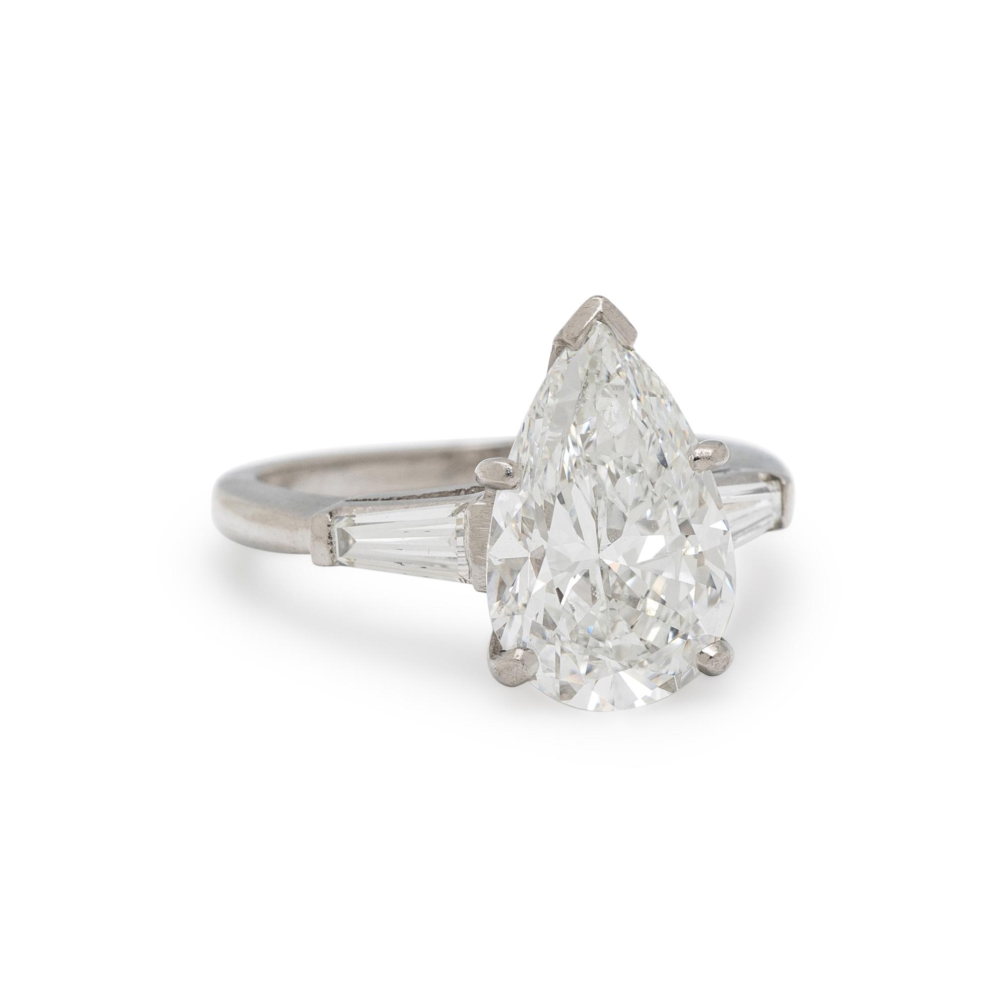 DIAMOND AND PLATINUM RING