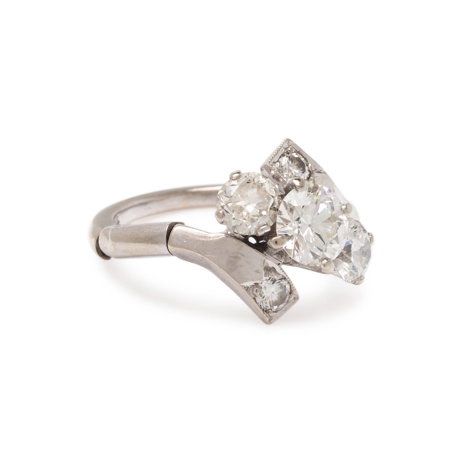 DIAMOND RING