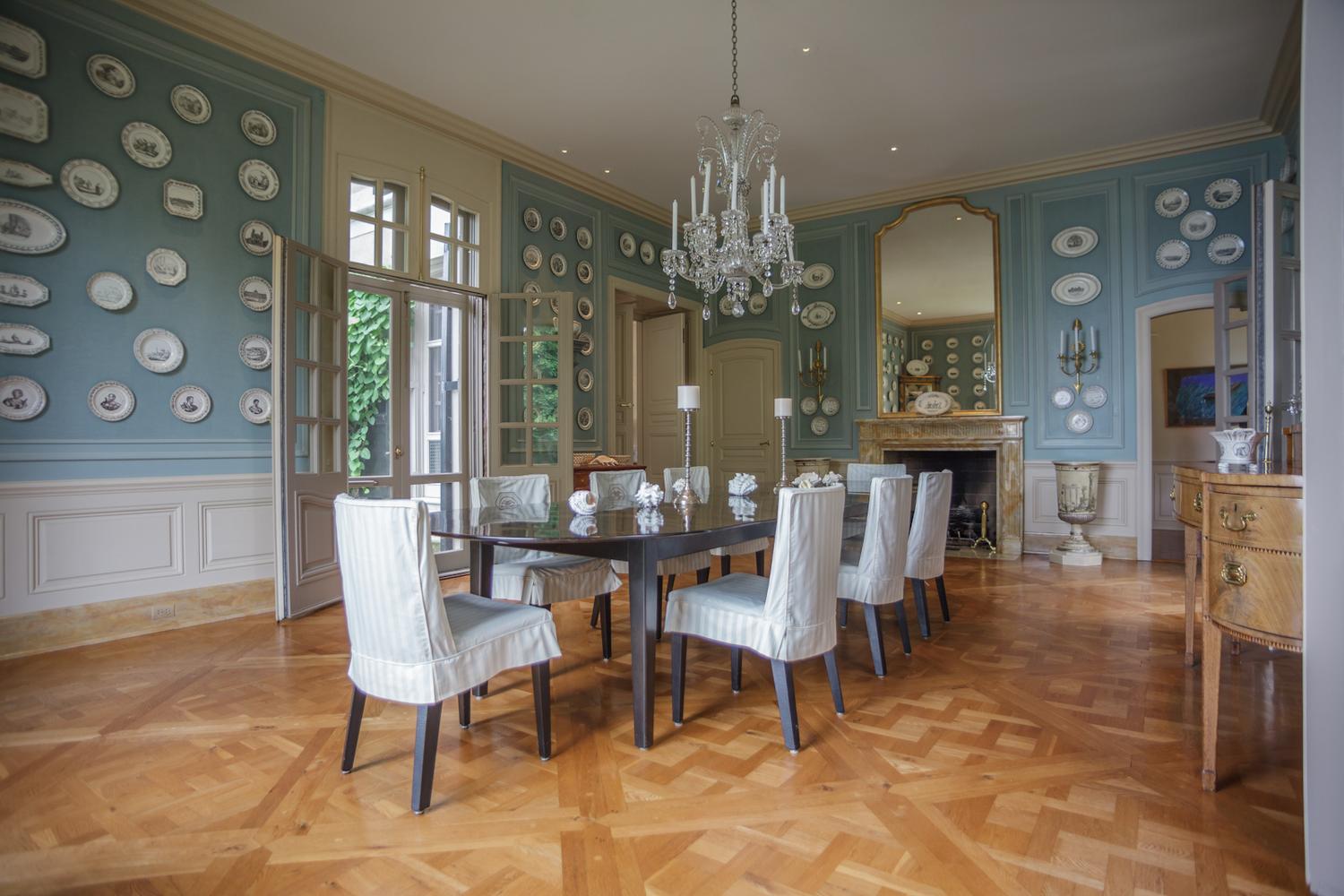 A Large and Extensive Creil Montereau Dinner Service