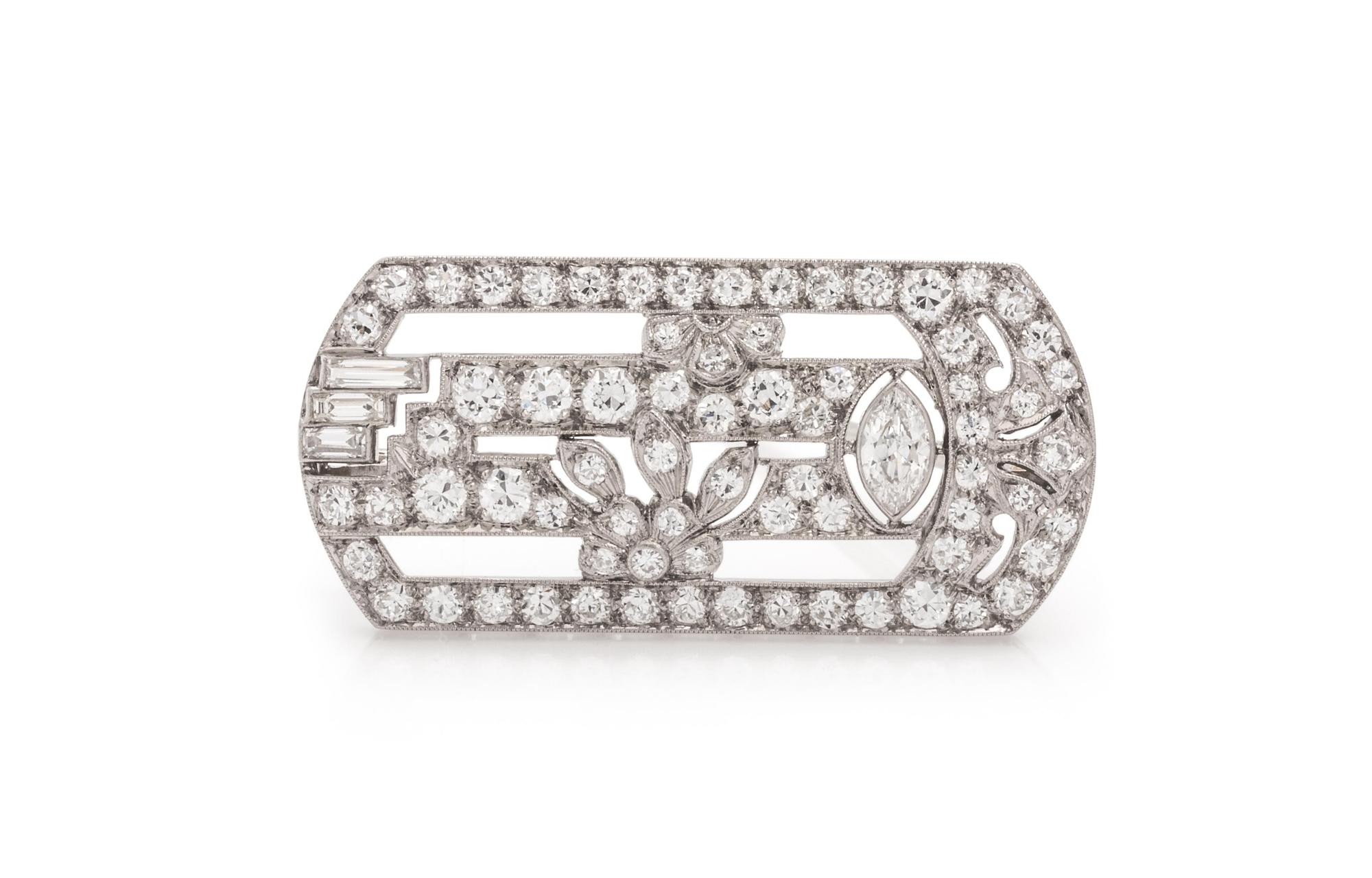 ART DECO, DIAMOND BROOCH