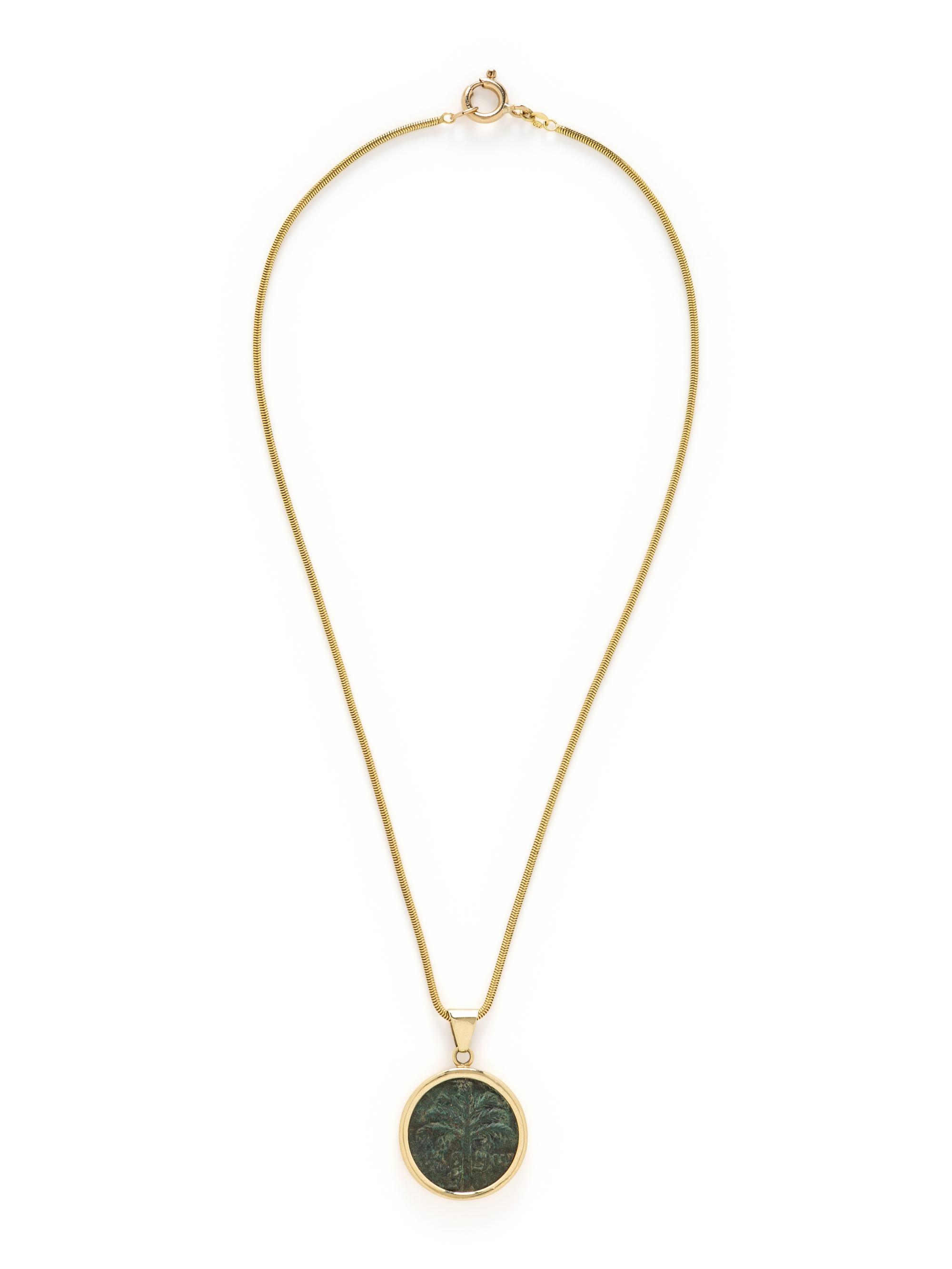 COIN PENDANT NECKLACE