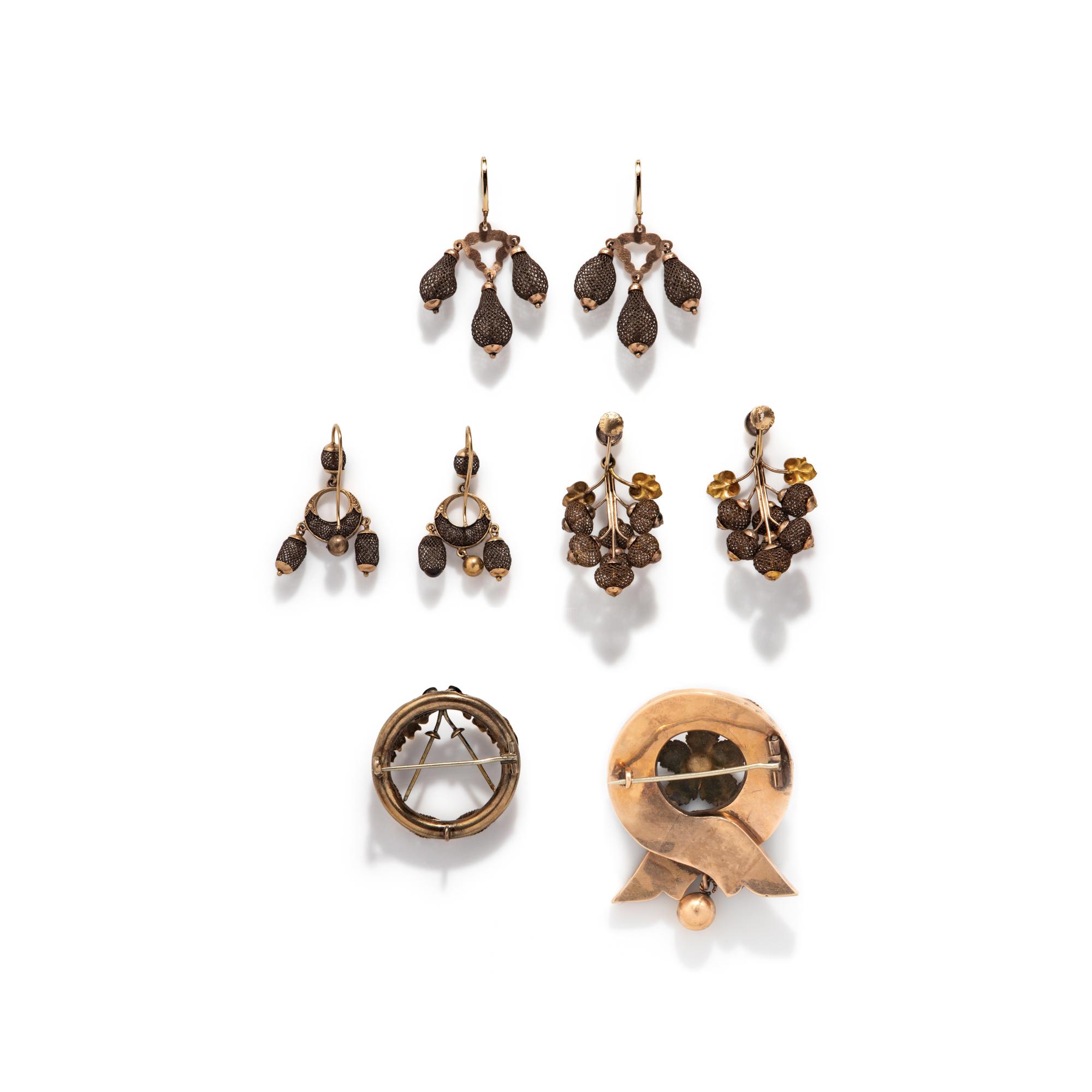 VICTORIAN, COLLECTION OF MOURNING JEWELRY