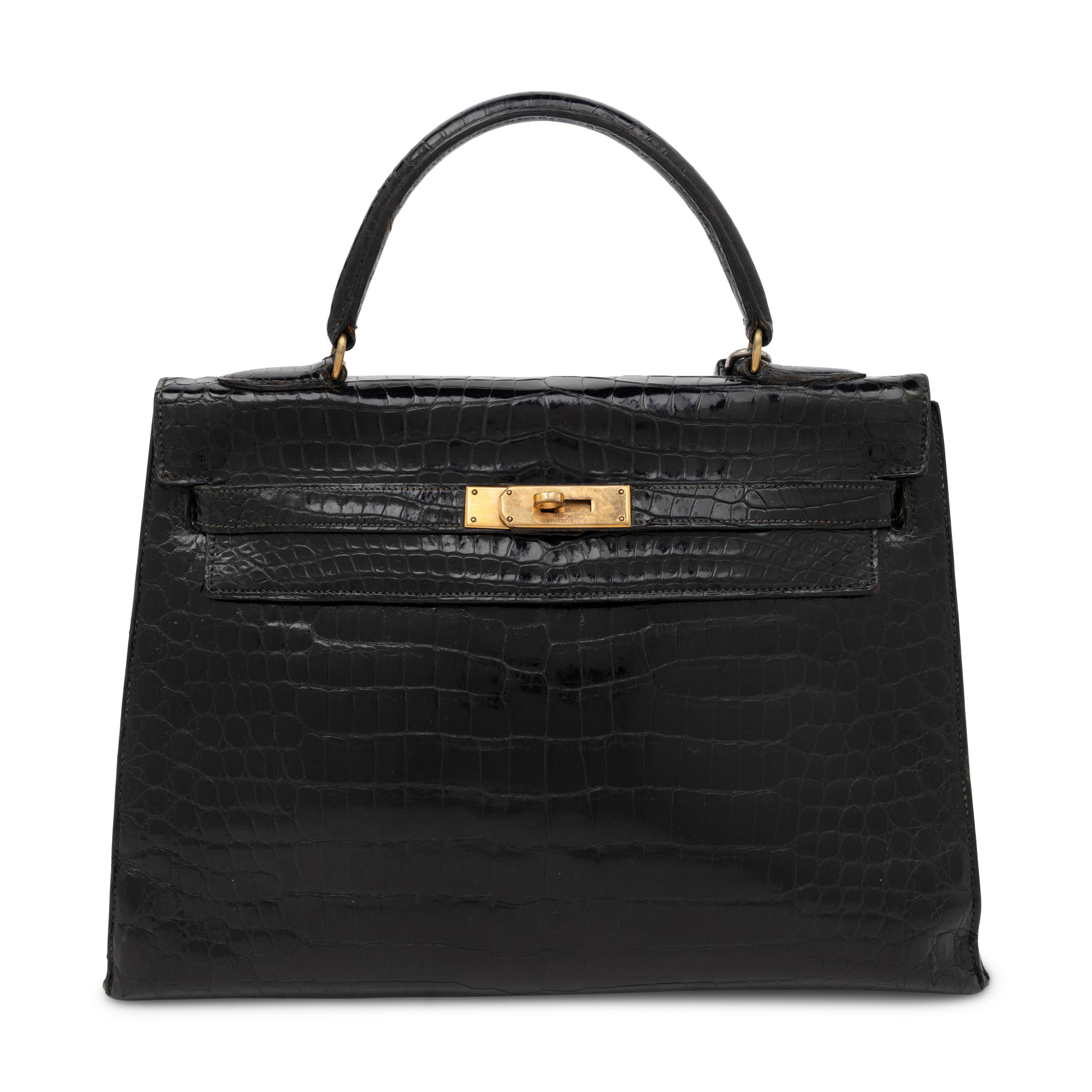 Vintage Hermès, Kelly 32 in Noir Alligator