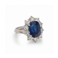 SAPPHIRE AND DIAMOND RING