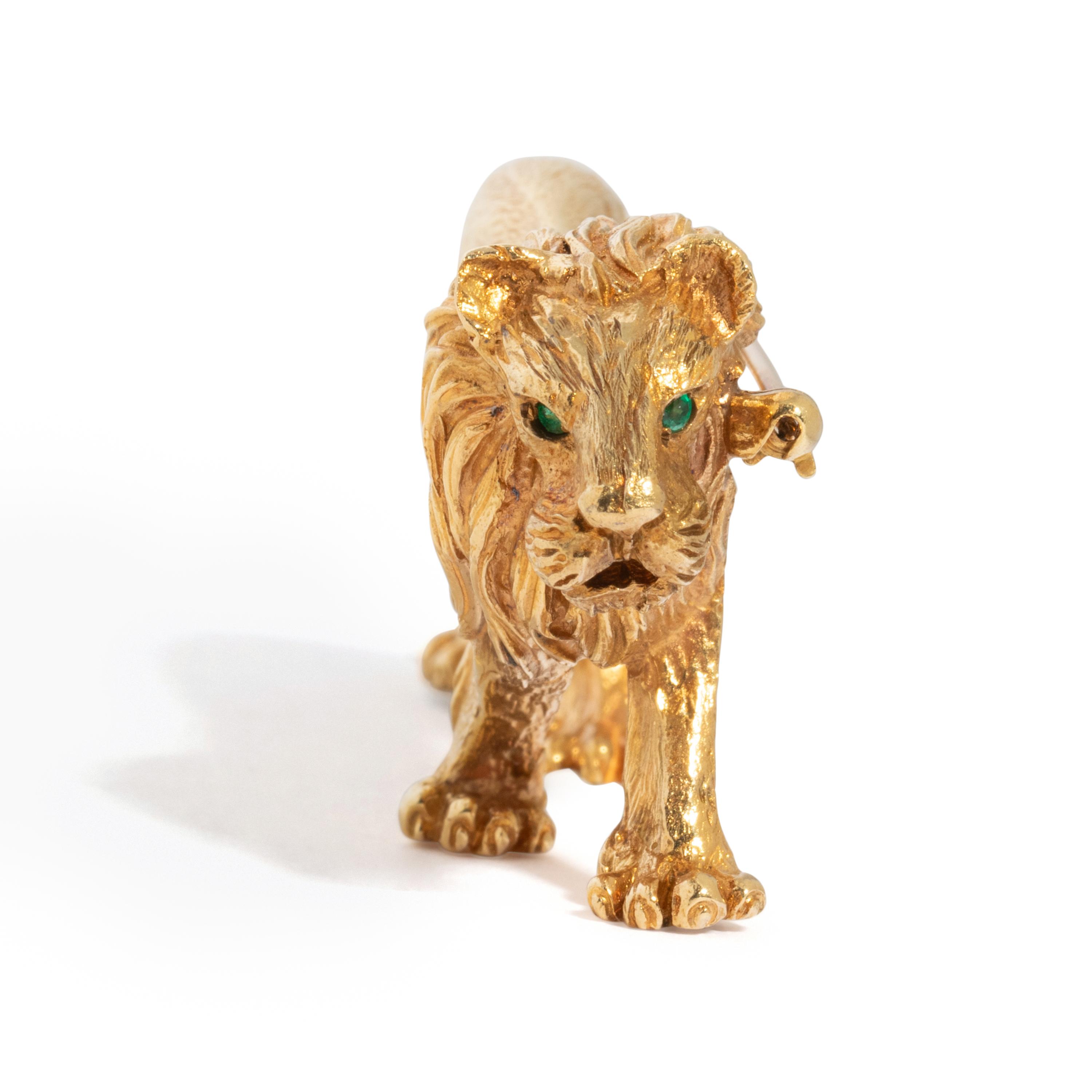 TIFFANY & CO., YELLOW GOLD LION BROOCH
