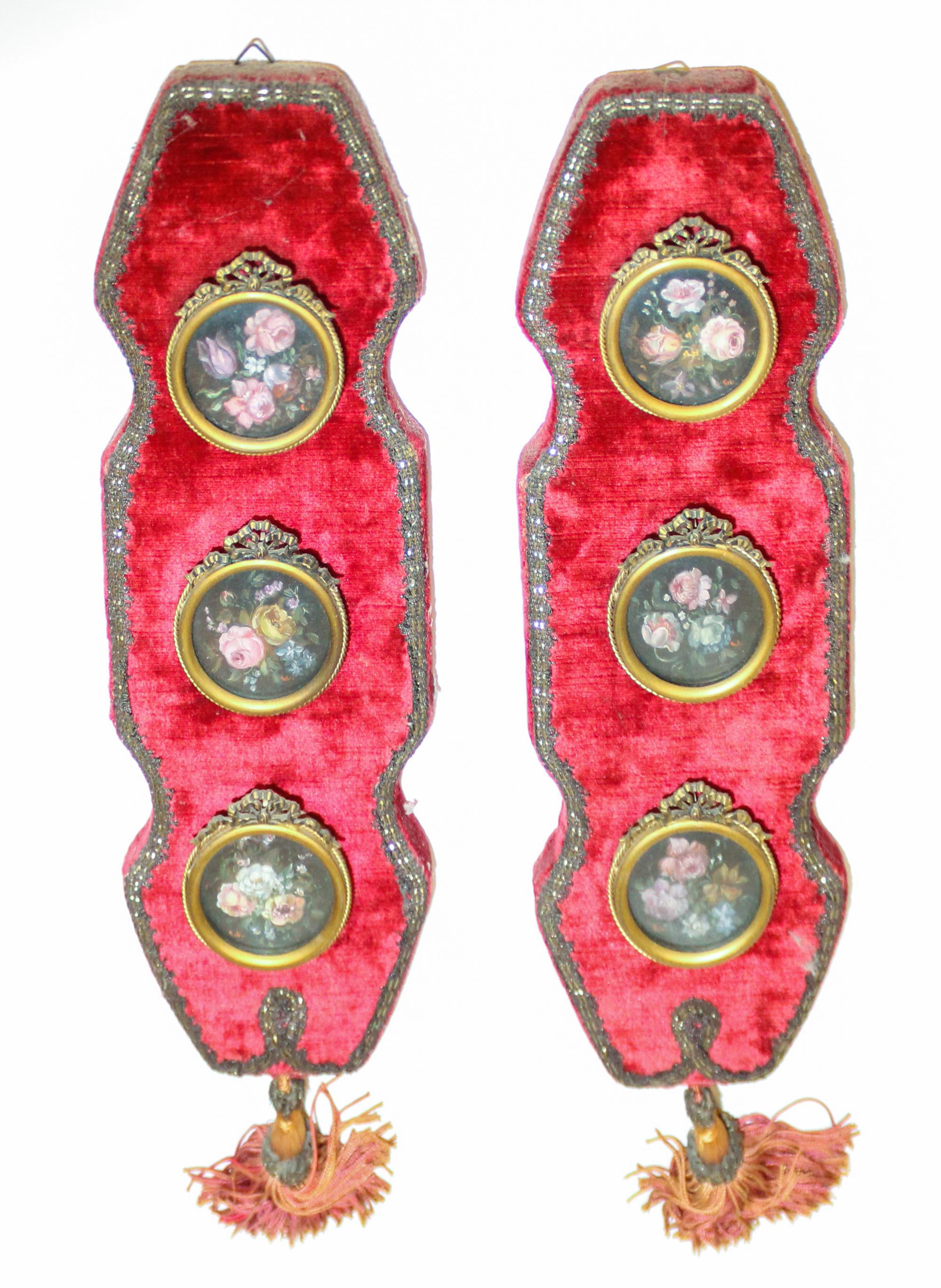 A Set of Two Continental Floral Rondels. Diameter 1 3/4 inches.