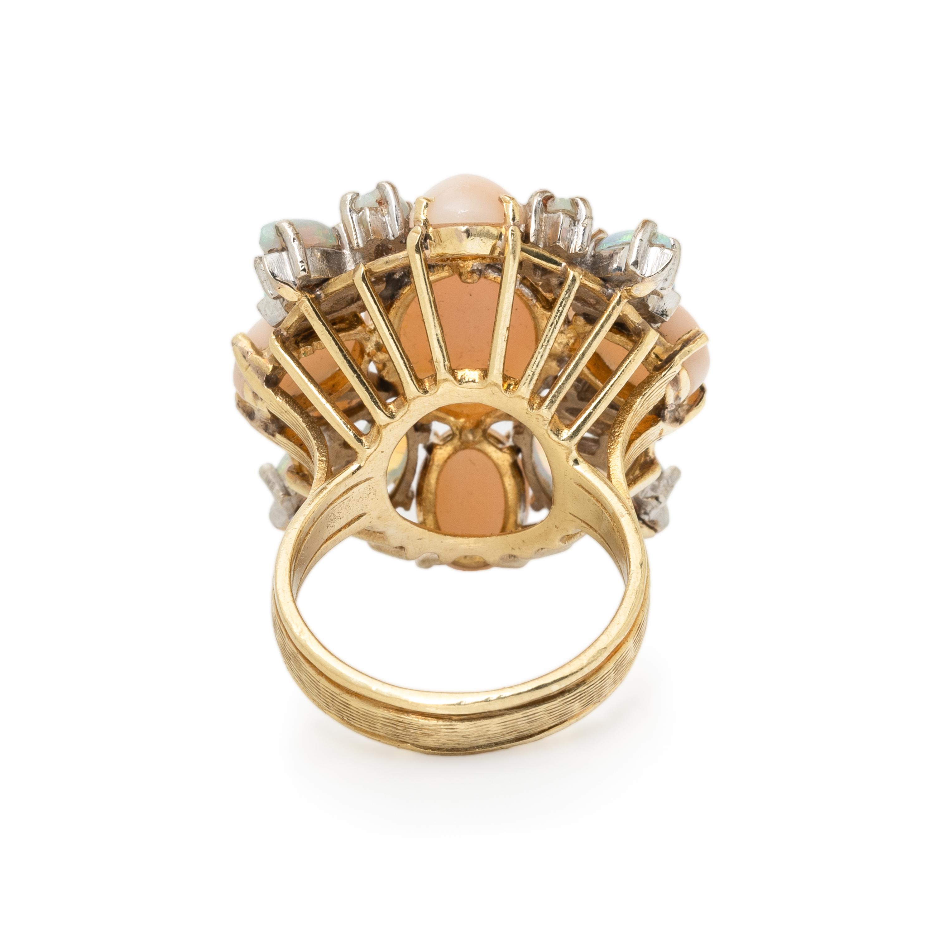 CORAL AND YELLOW GOLD RING AND EARRINGS