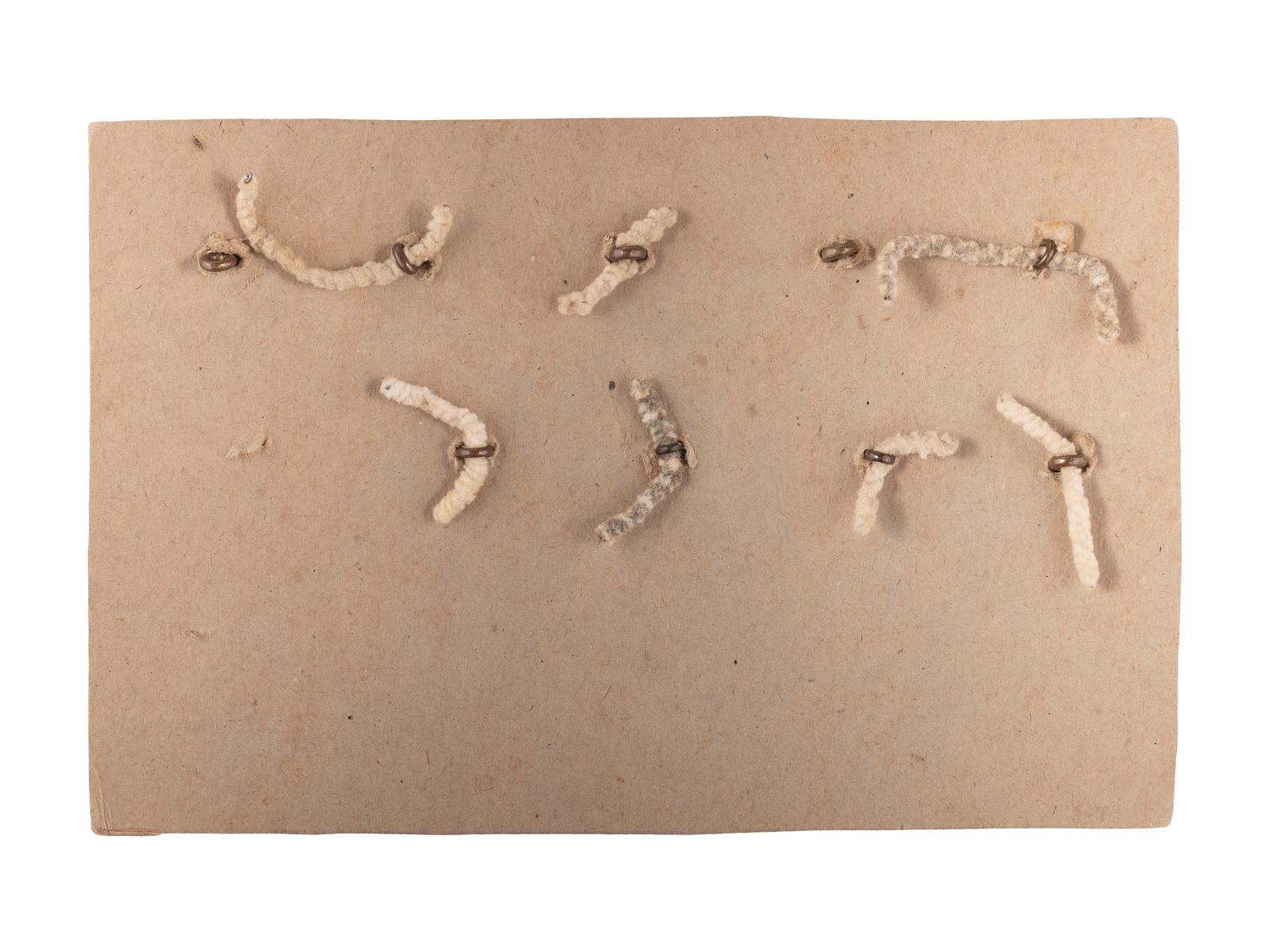 A group of 9 pre-Civil War and Civil War Union and Confederate buttons, comprising:
