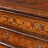 An Italian Neoclassical Mahogany and Fruitwood Marquetry Commode