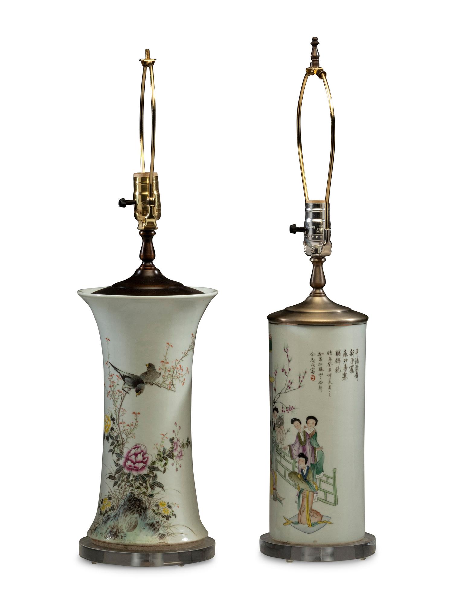 A Pair of Chinese Export Porcelain Vases