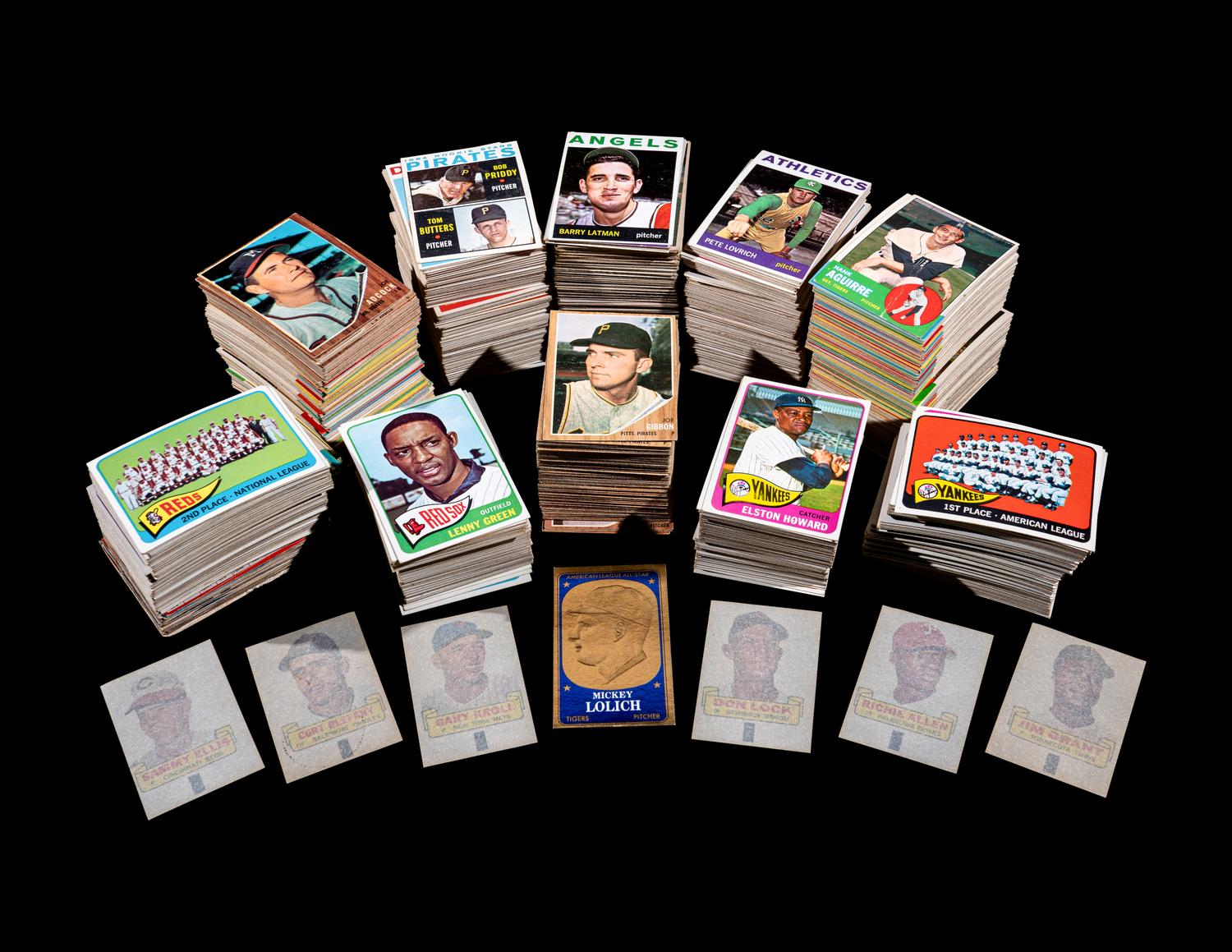 A Shoebox Collection of Over 1,500 Assorted 1950s-60s Baseball Cards Including Multiple Hall of Famers