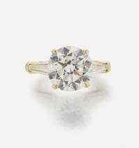 A Ladies Diamond and 18K Yellow Gold Ring 5.85 Carat Round Brilliant Diamond, GIA Certified