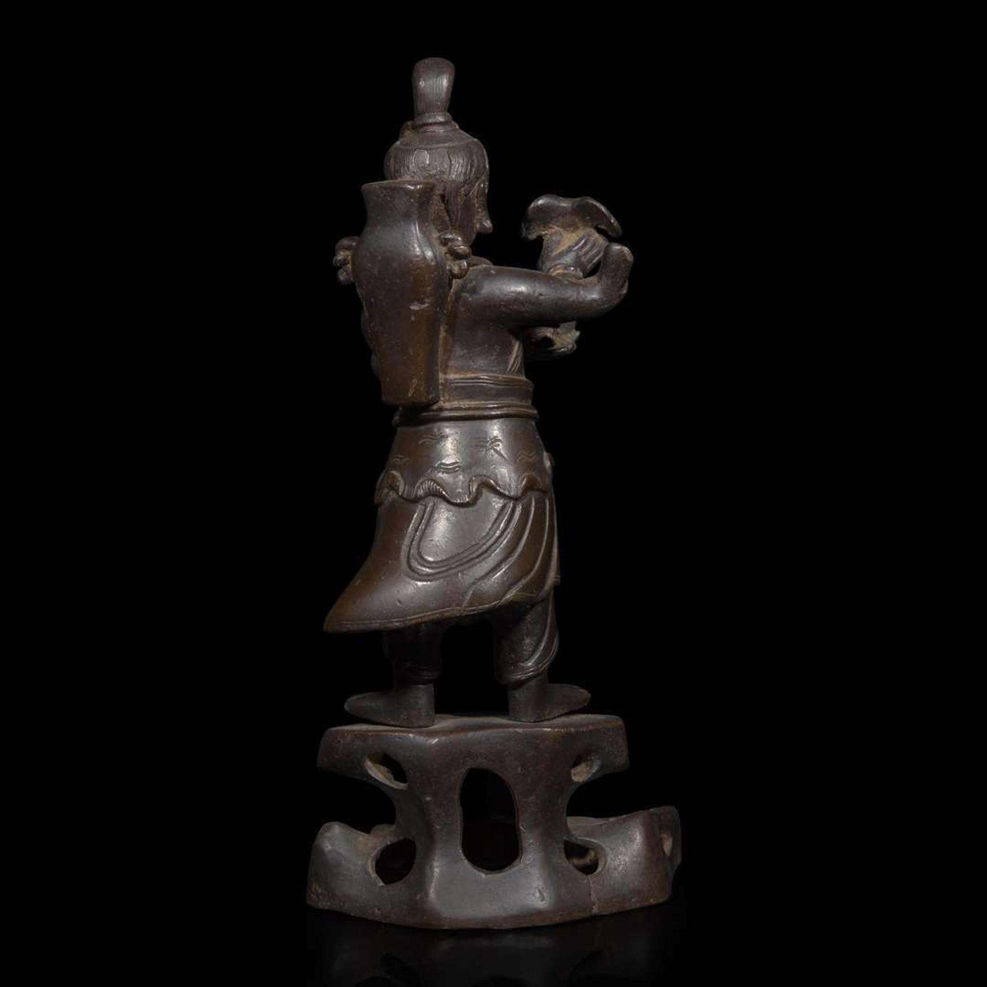 A patinated bronze figure of an immortal 仙人銅造像 17th/18th century ???????