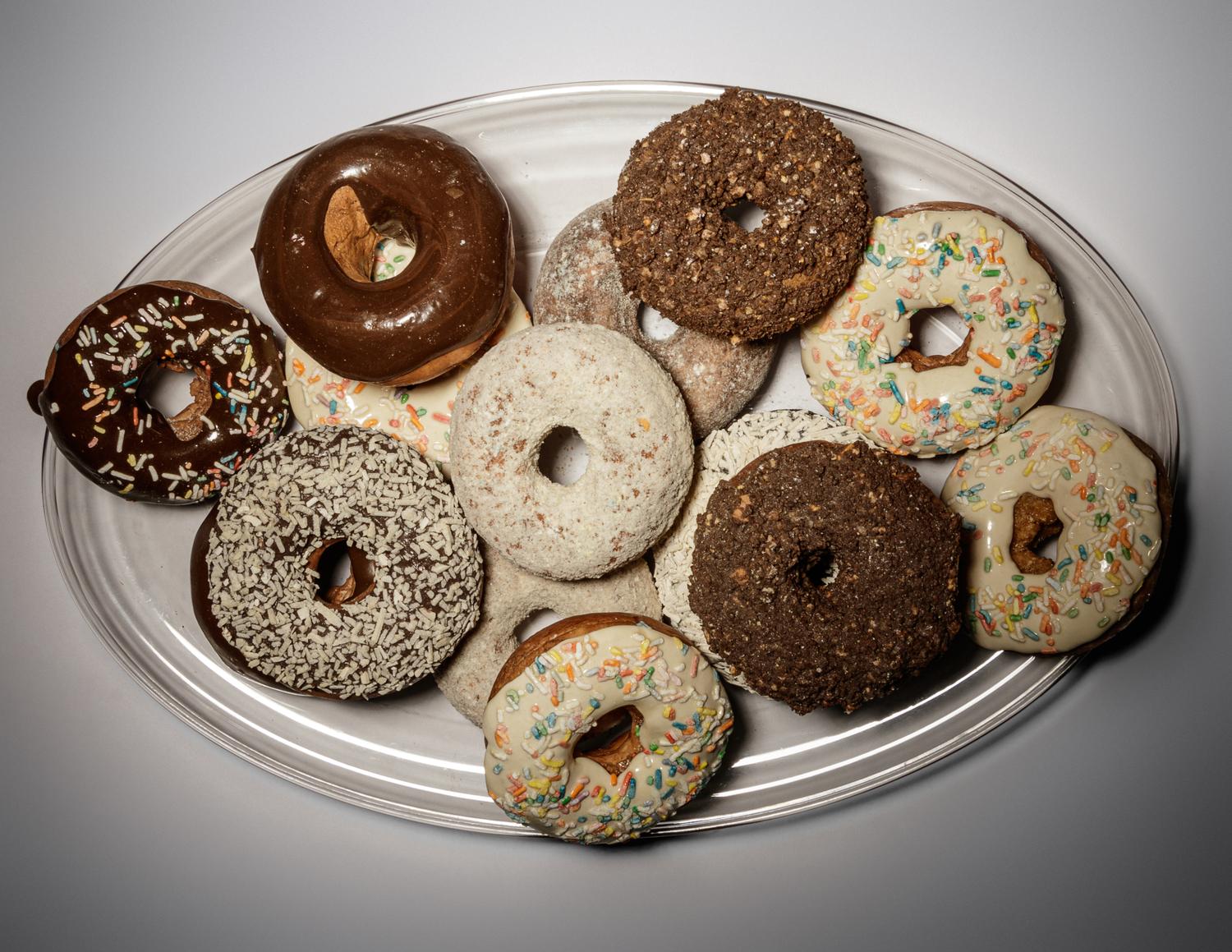 Donuts (14 works)